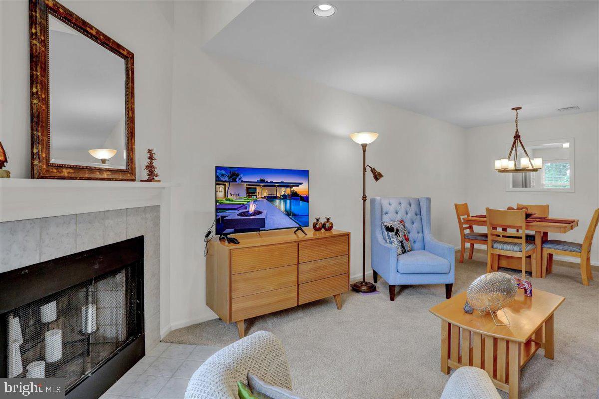 HILLTOP - Residential