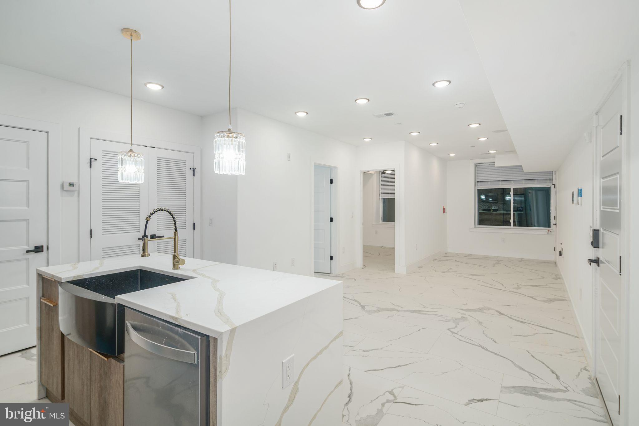 NORRIS SQUARE - Residential Lease