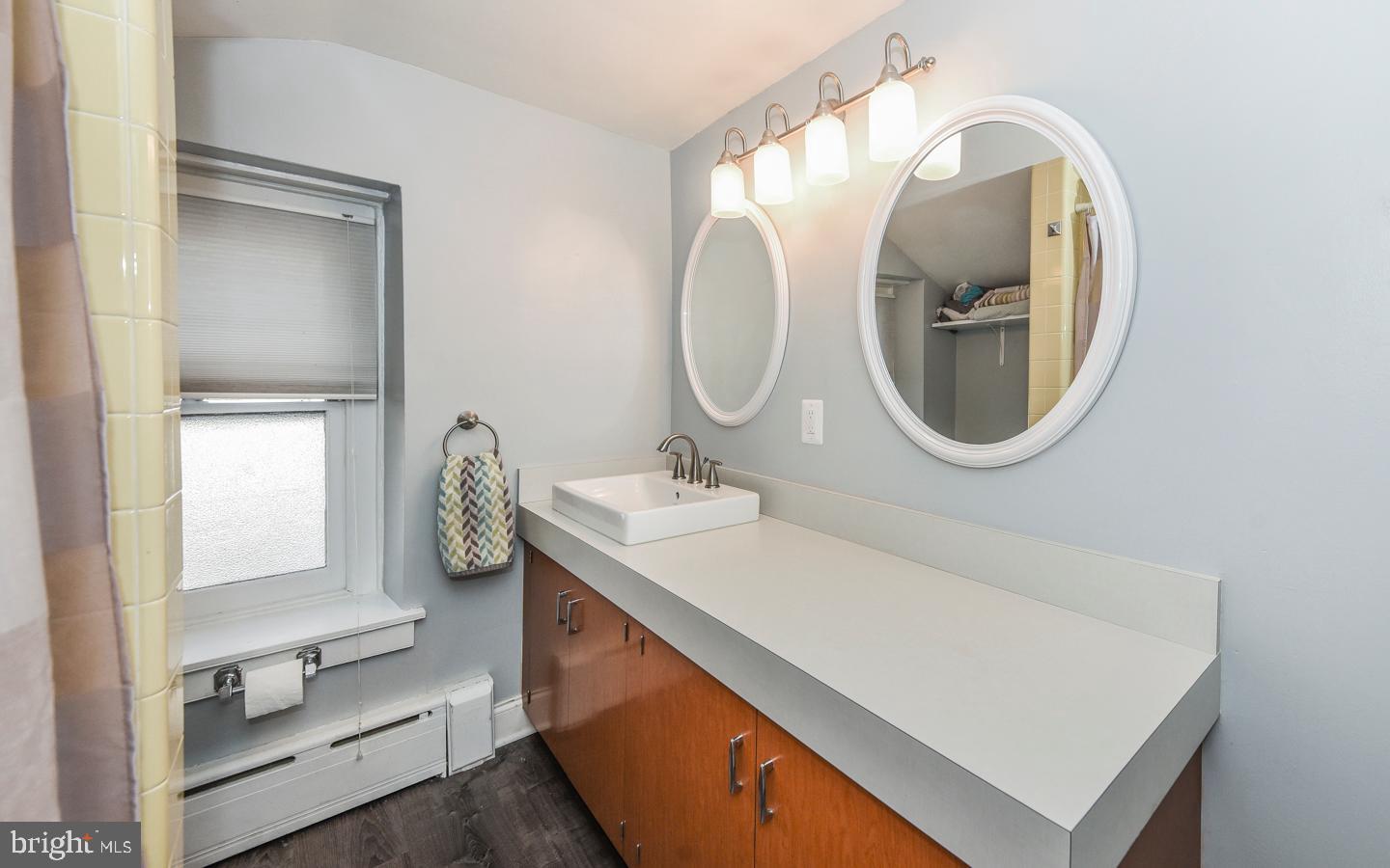 LANGHORNE MANOR - Residential