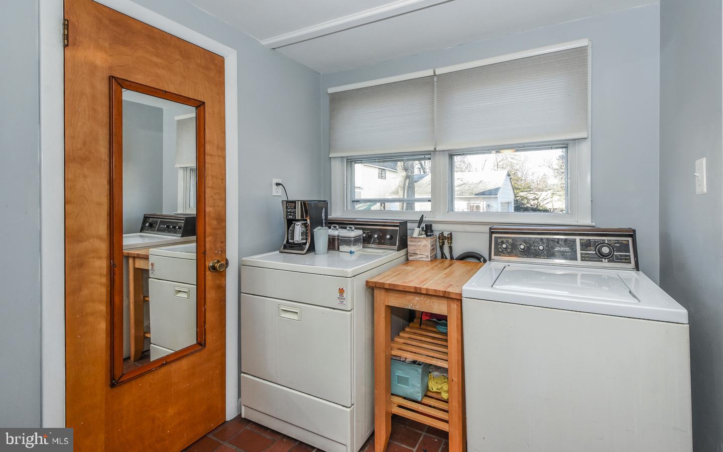 LANGHORNE MANOR - Residential