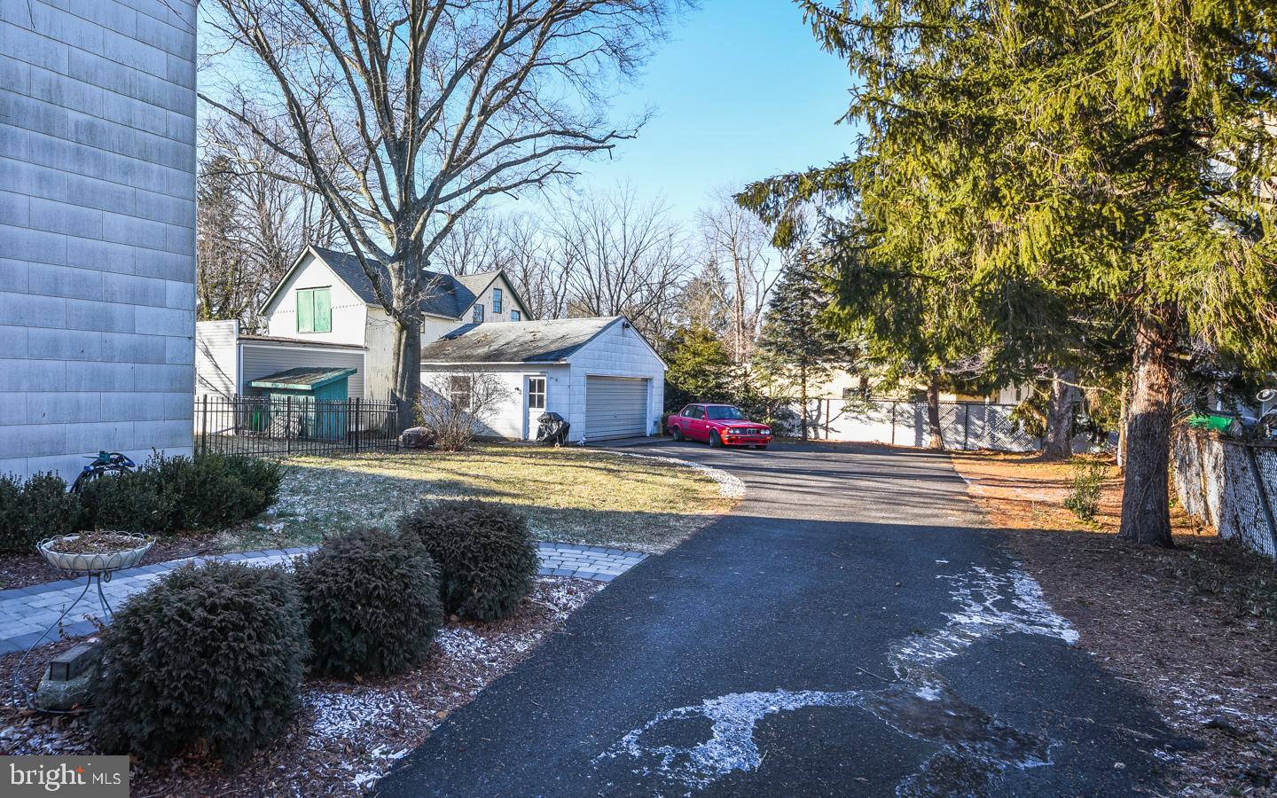 LANGHORNE MANOR - Residential