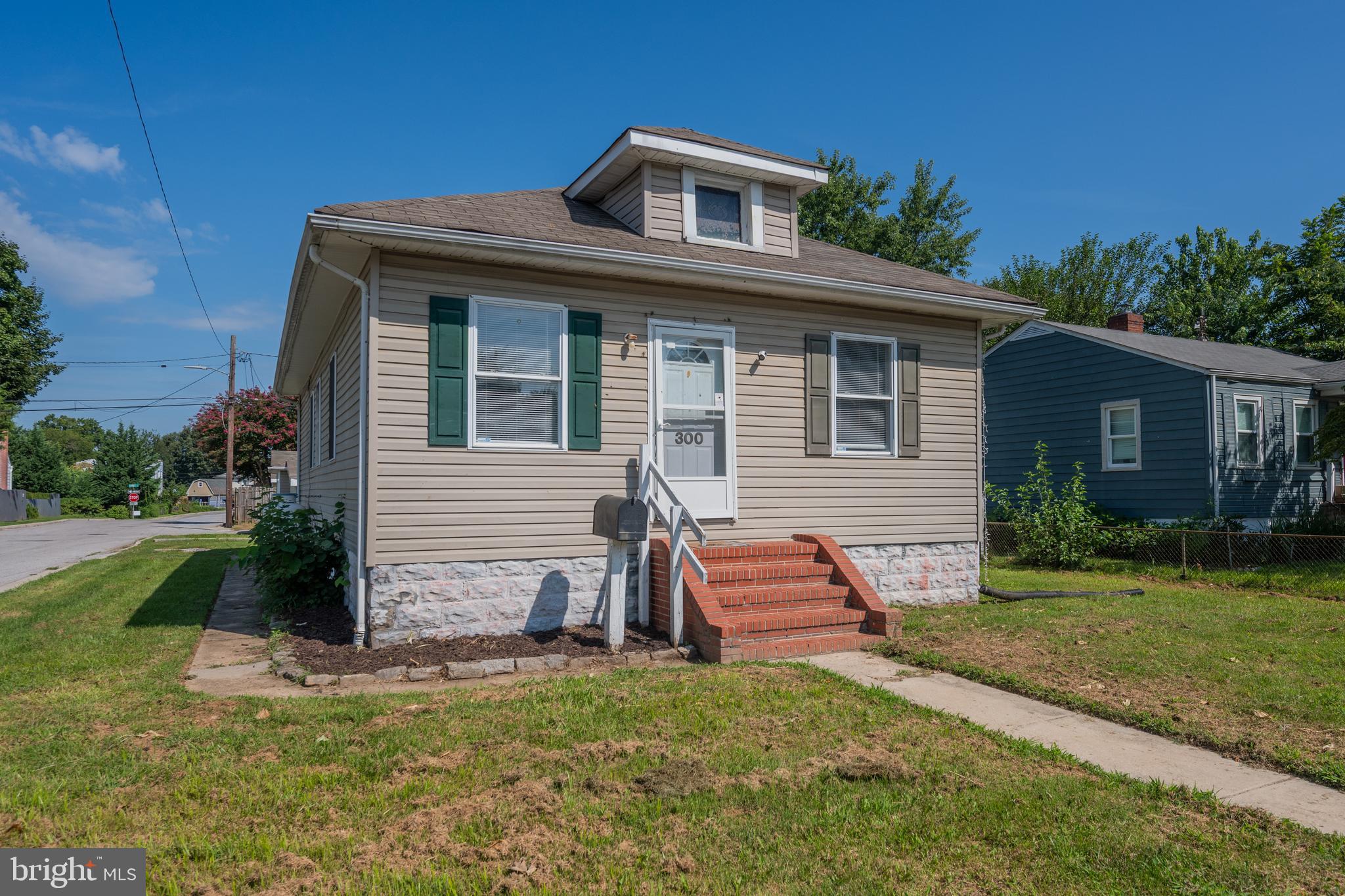 300 DORIS AVENUE