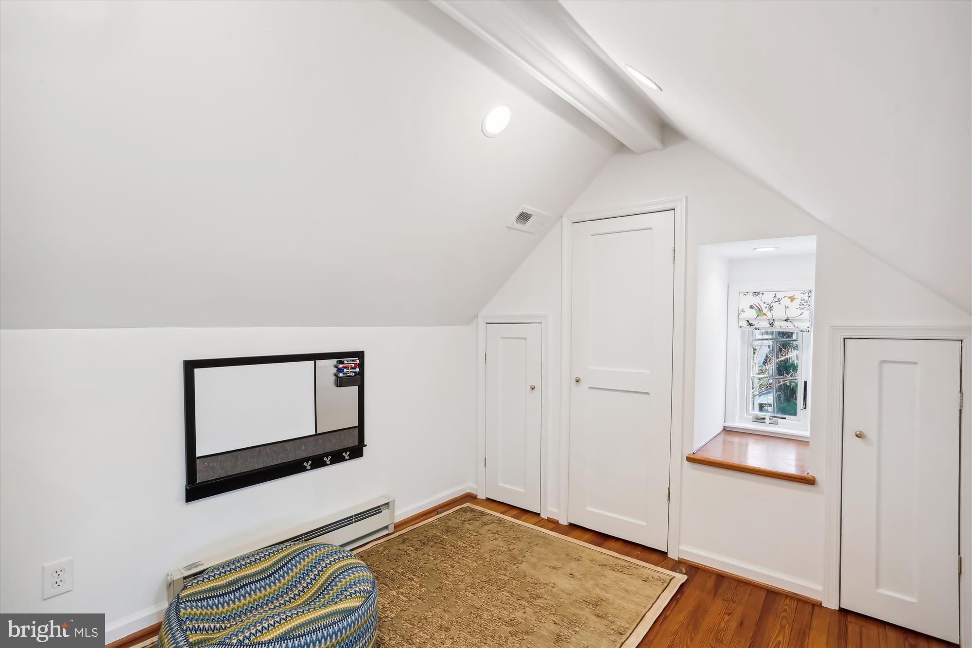 WOODSIDE FOREST - Residential