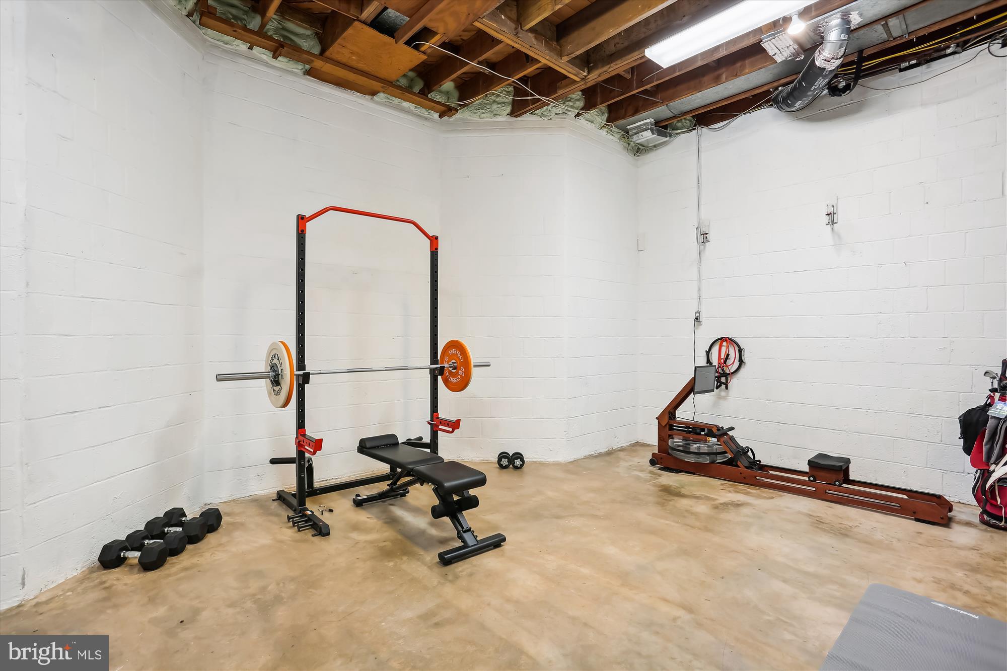 WOODSIDE FOREST - Residential