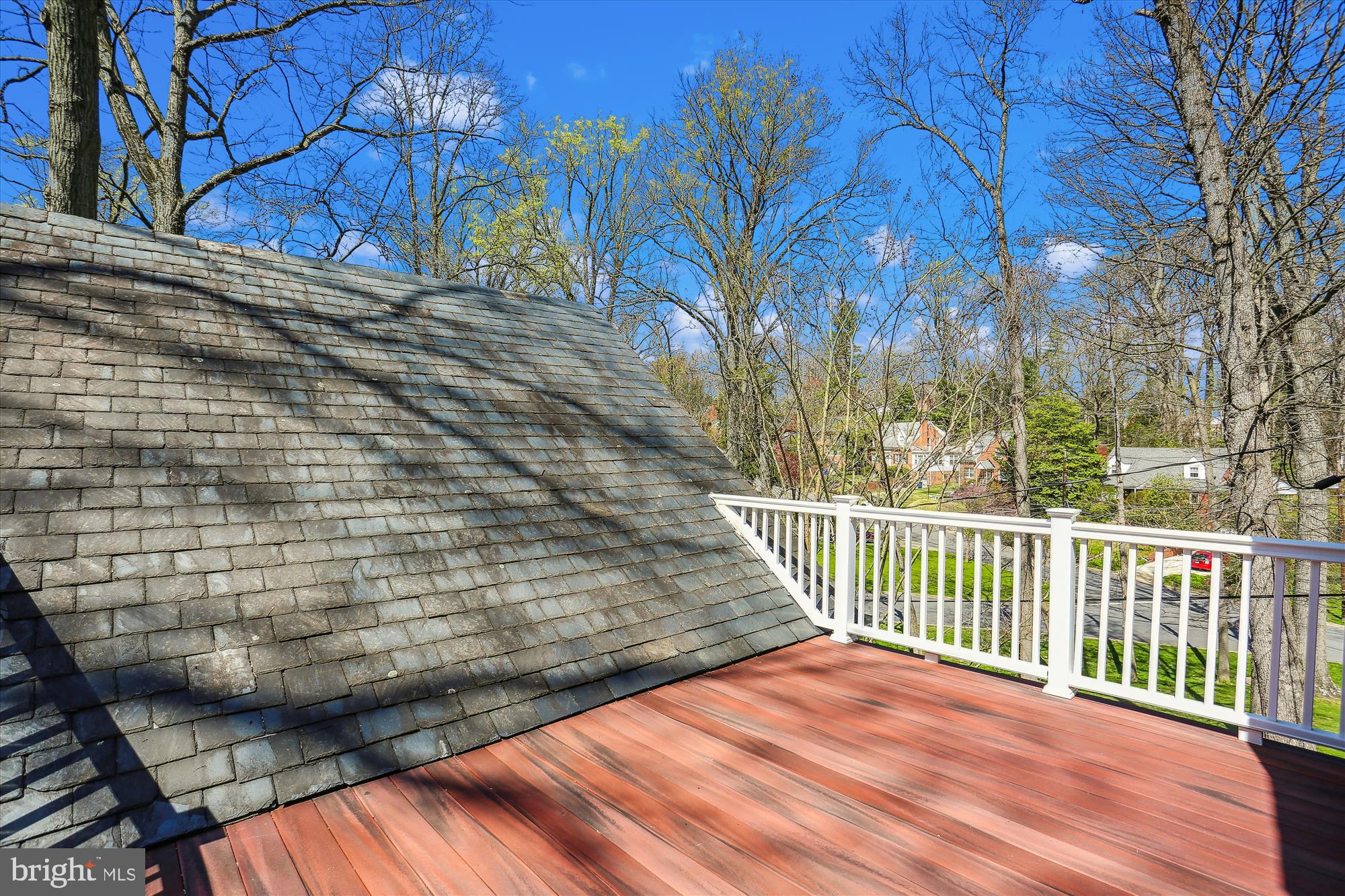 WOODSIDE FOREST - Residential