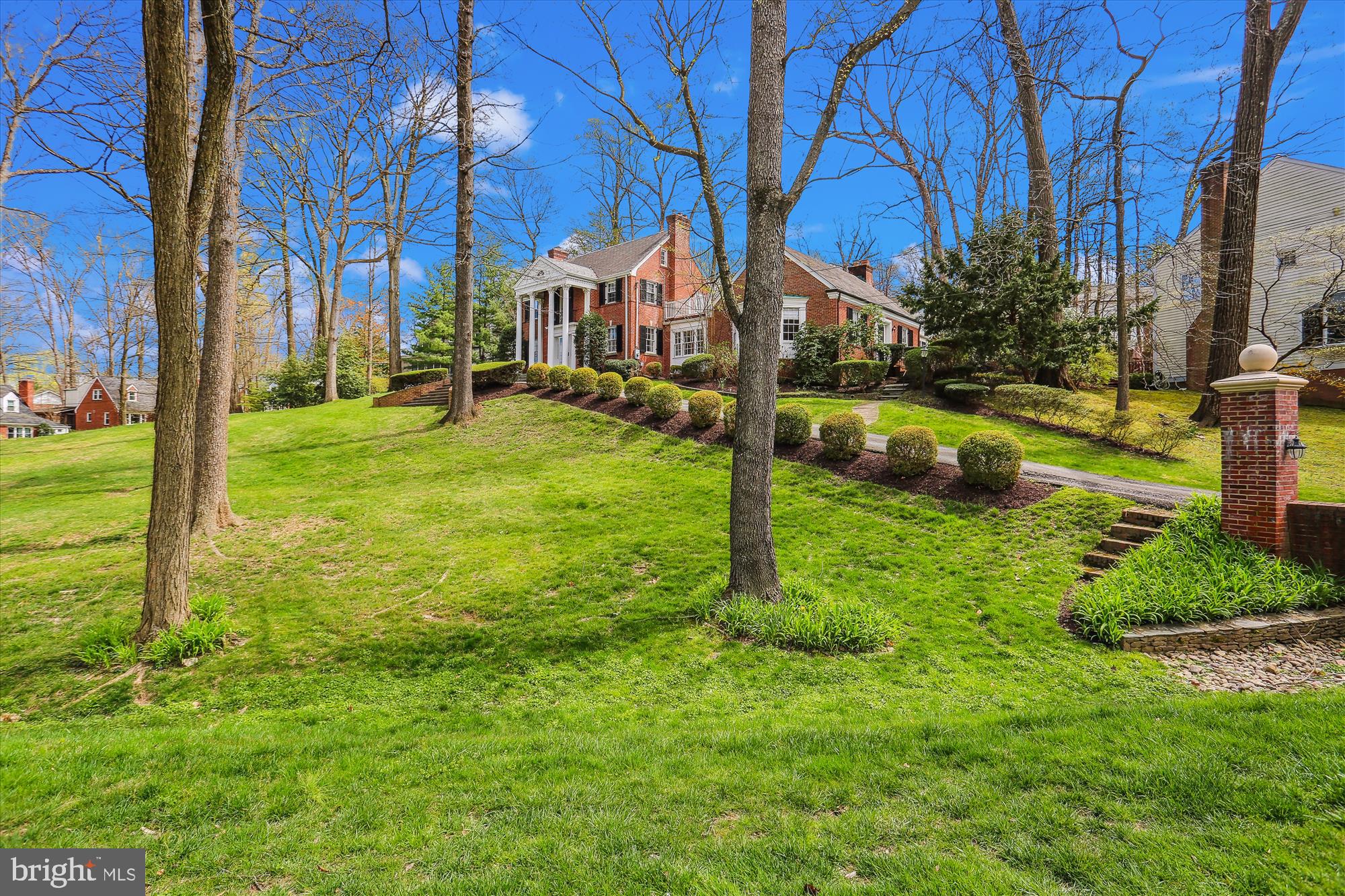 WOODSIDE FOREST - Residential