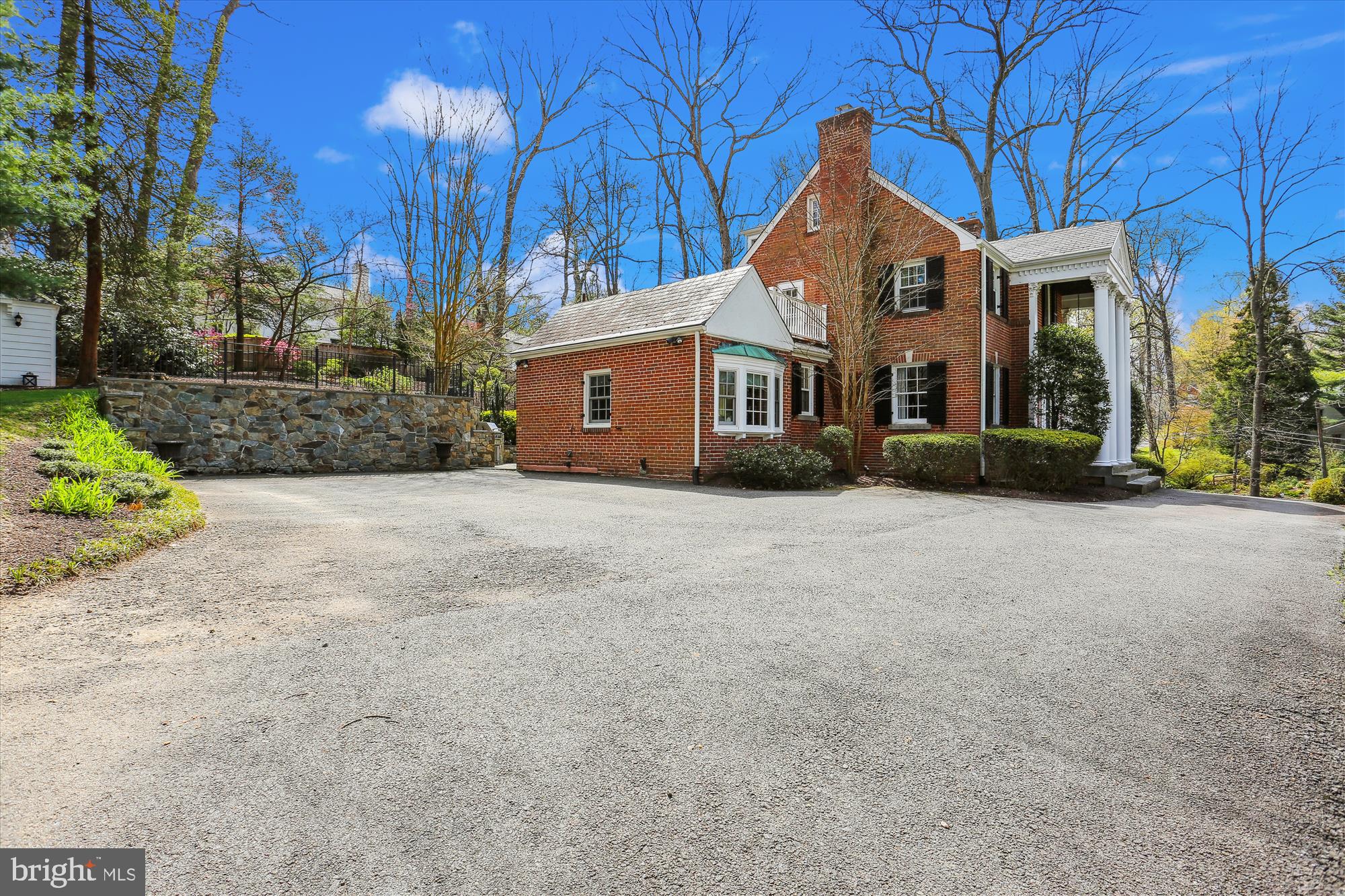 WOODSIDE FOREST - Residential