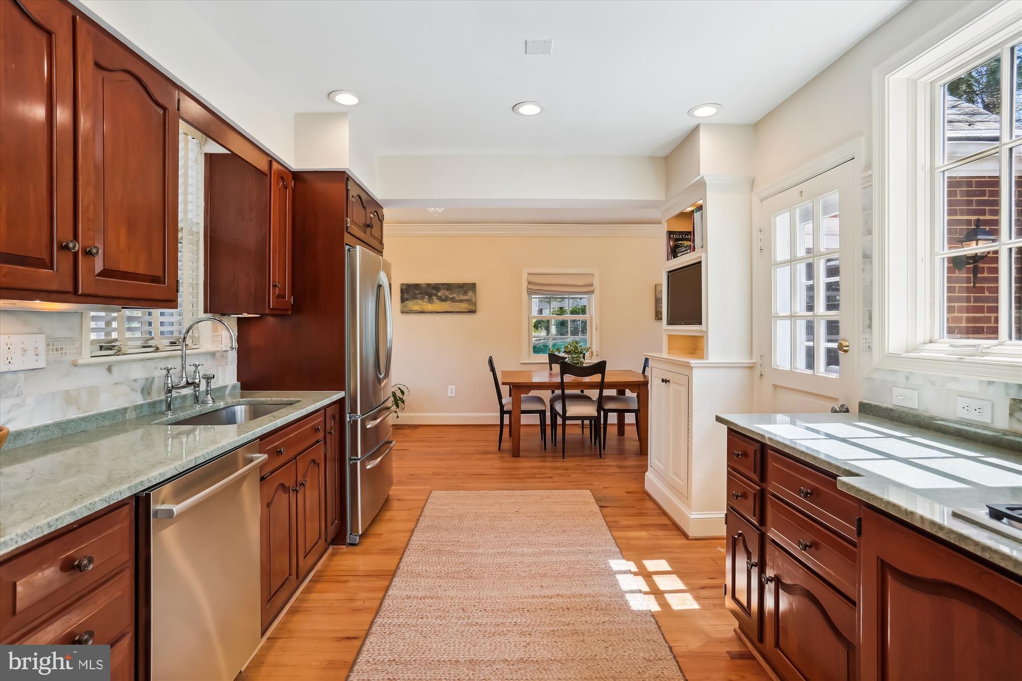 WOODSIDE FOREST - Residential