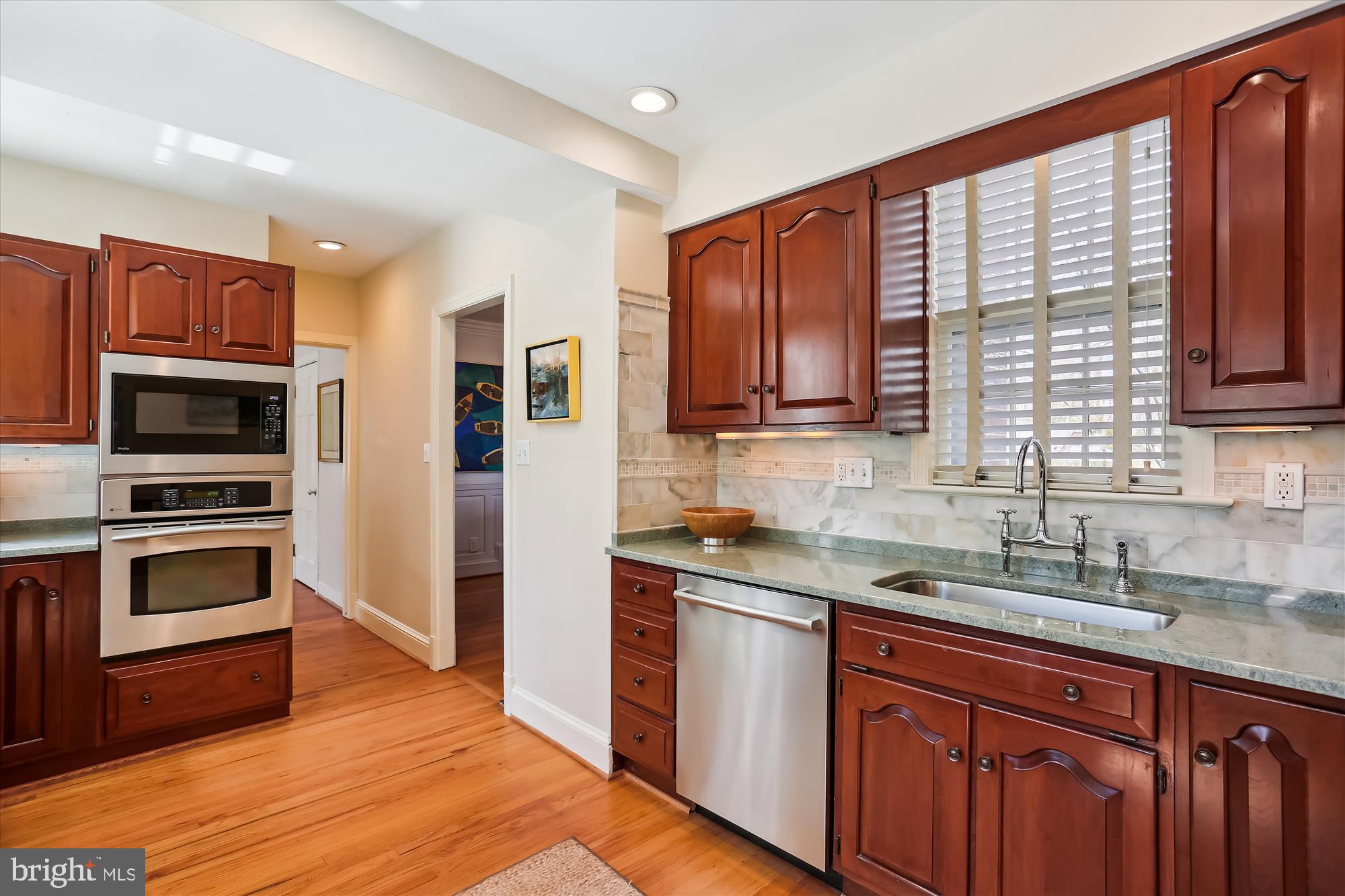 WOODSIDE FOREST - Residential