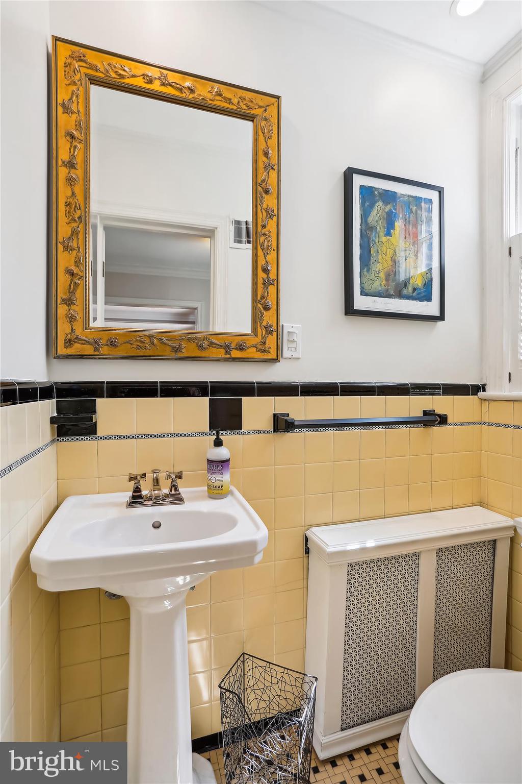 WOODSIDE FOREST - Residential