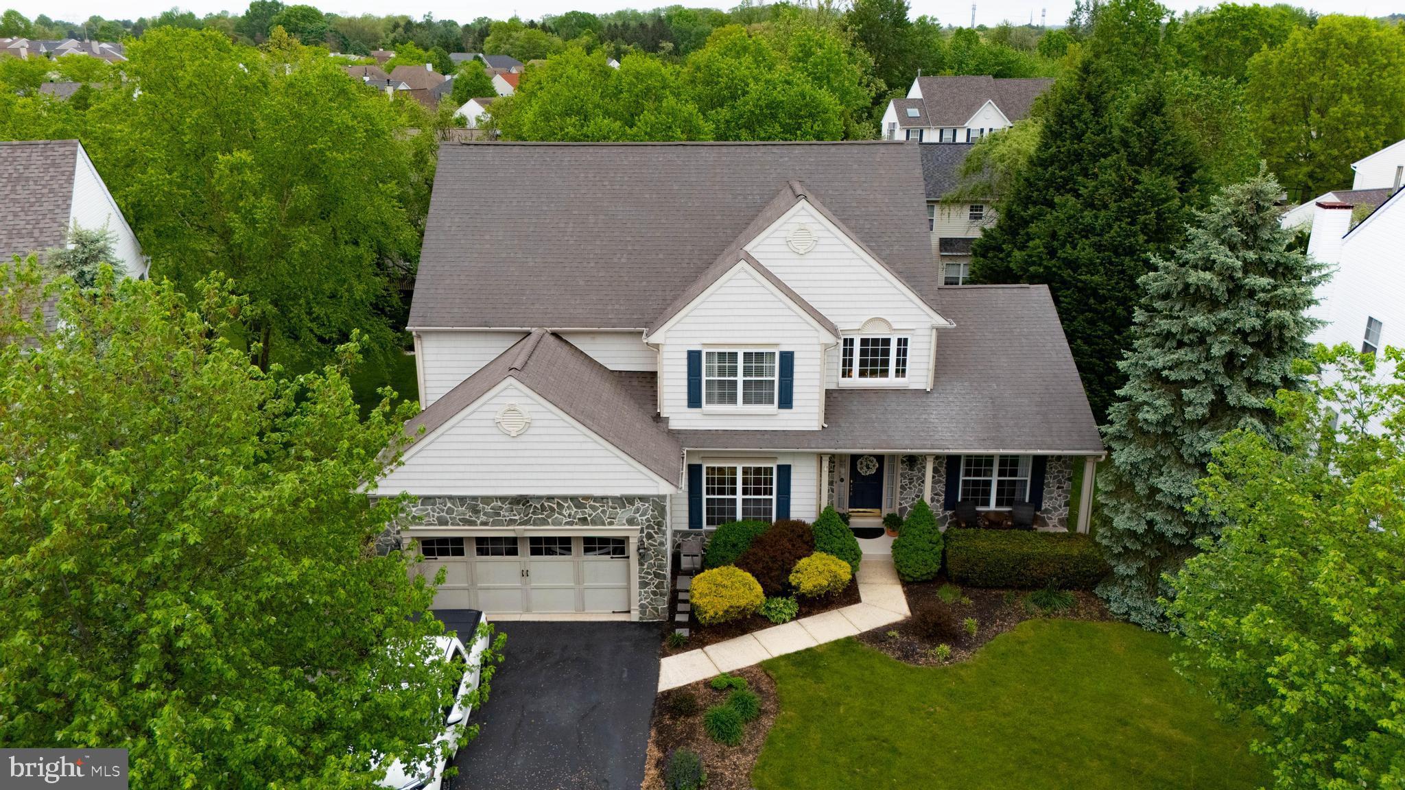 727 DANIEL DRIVE