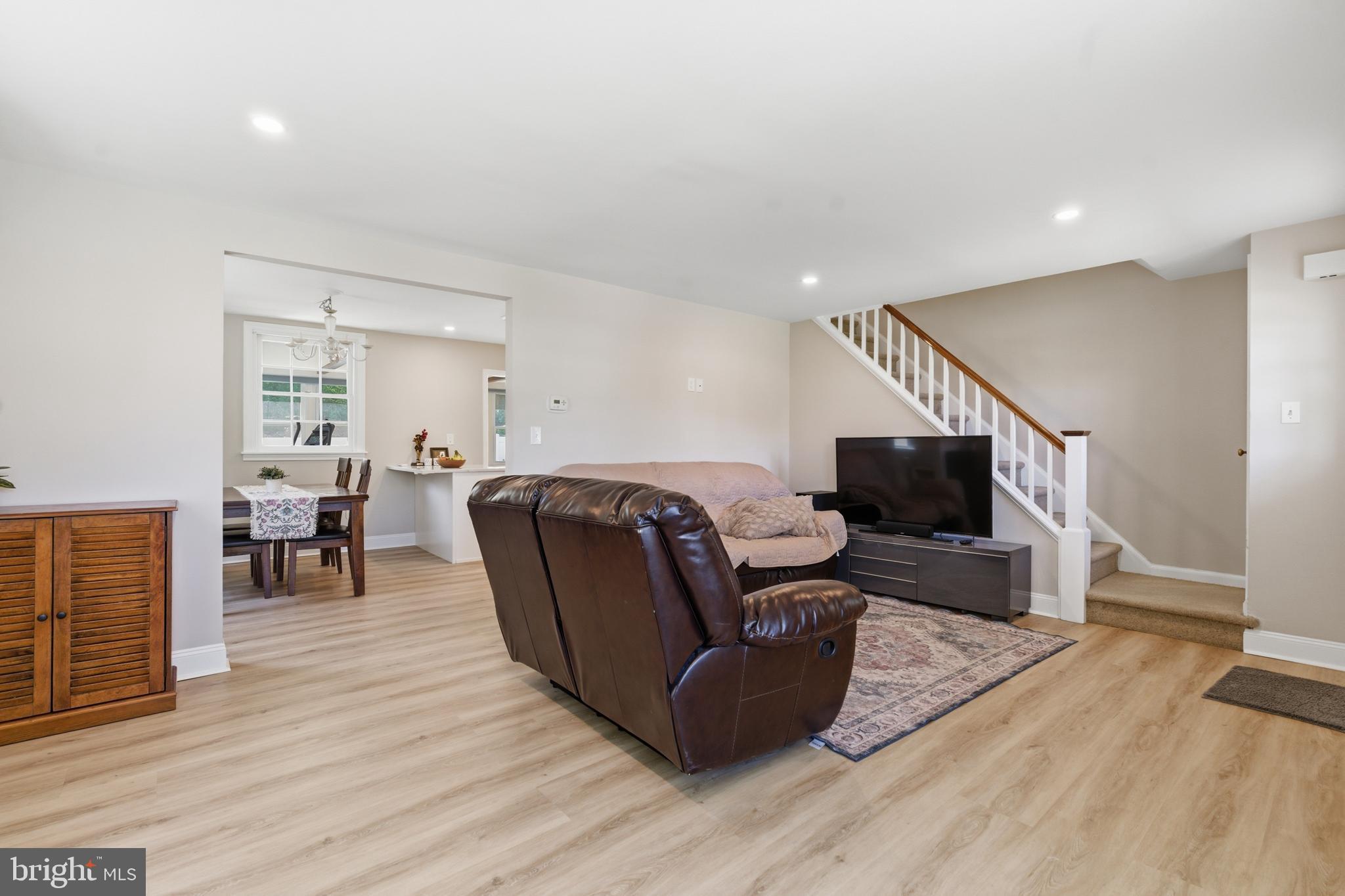 CHATHAM VIL - Residential