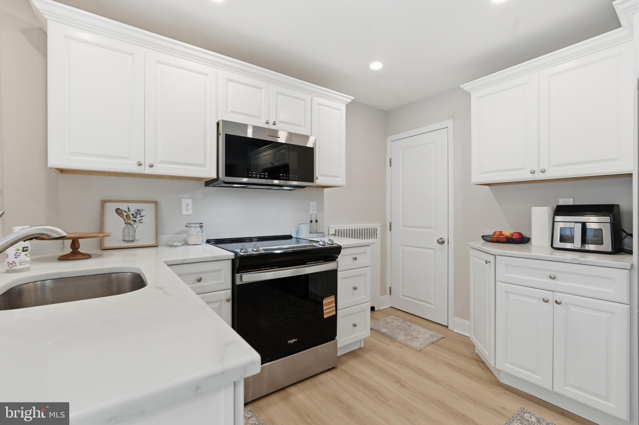 CHATHAM VIL - Residential