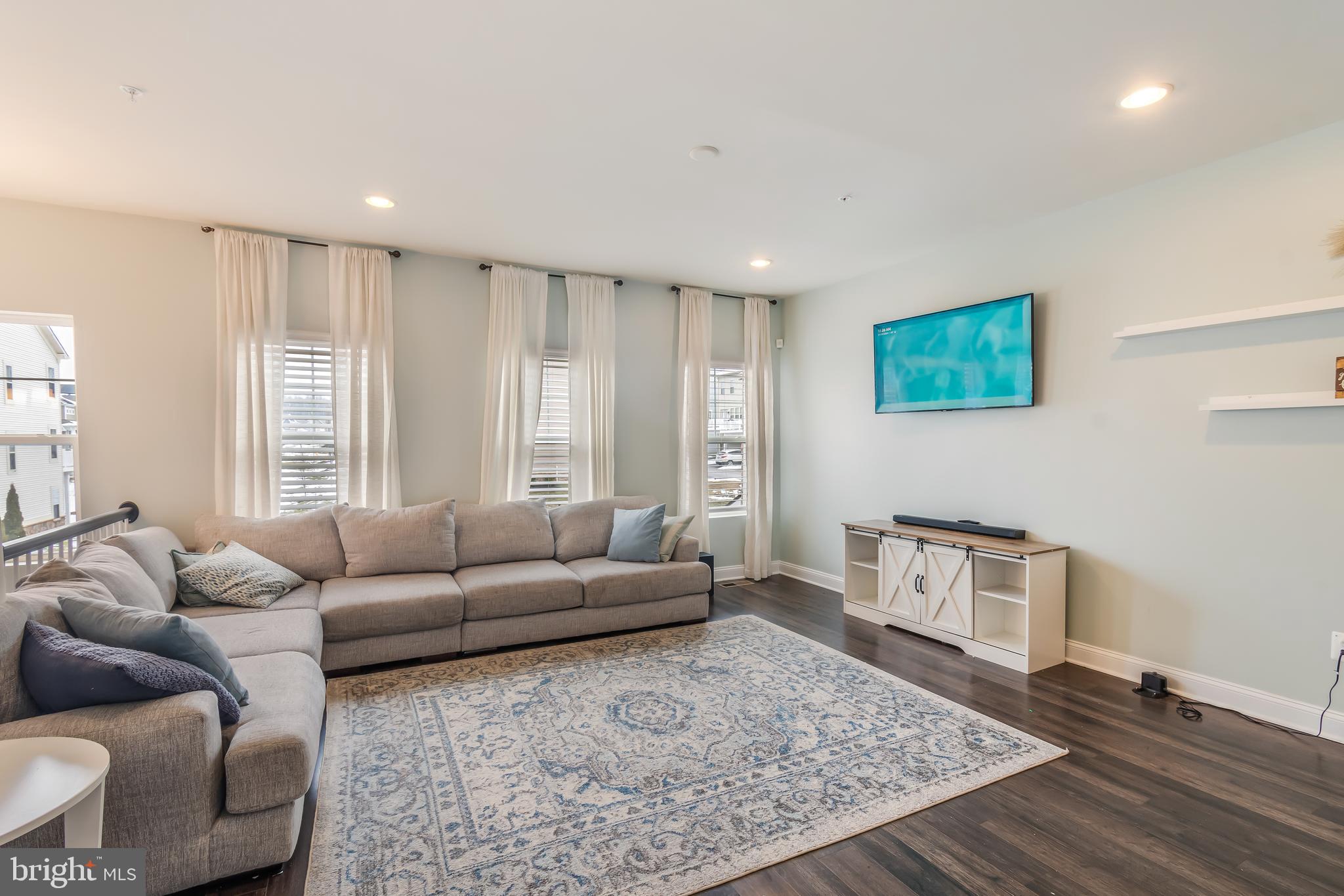 TANYARD COVE NORTH - Residential