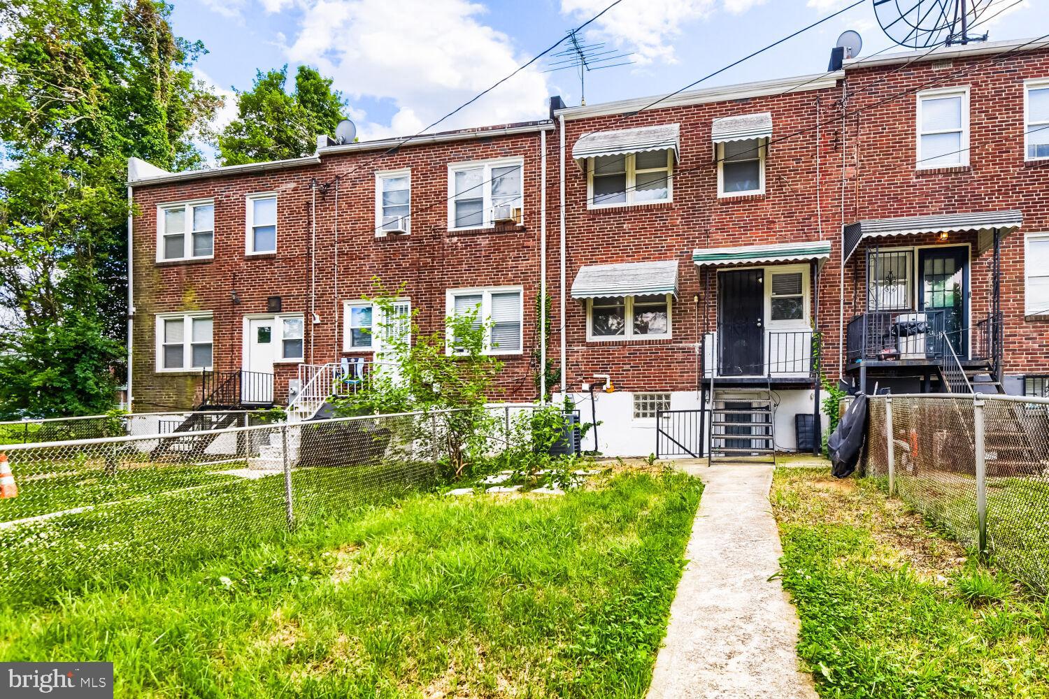 EDMONDSON VIILLAGE - Residential