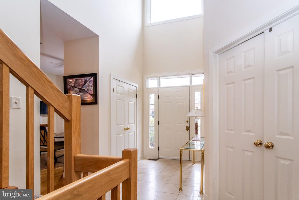 Photo of 336 Overlook Lane, CONSHOHOCKEN, PA 19428 (MLS # PAMC2169340)