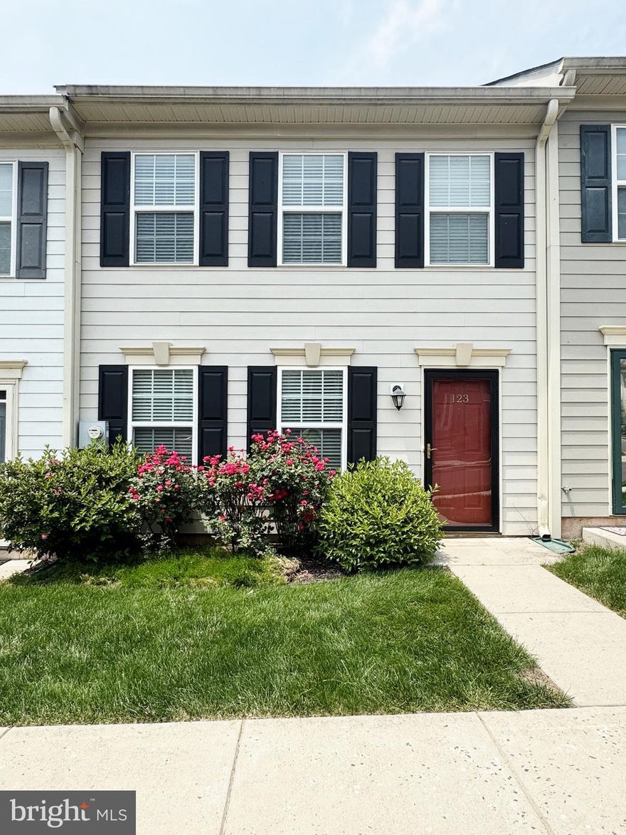 Welcome to this updated and move-in ready 3-bedroom, 1-bath home in Pottstown! Featuring new flooring throughout, this property offers bright, spacious living areas and a comfortable layout. Located in a well-maintained HOA community, you'll enjoy private off-street parking and easy access to everything you need.

Commuters will love the proximity to public transportation and major highways, while shoppers and foodies will appreciate being close to restaurants, shops, and local amenities.

Showings begin June 7th   Open House: June 8th   Available for move-in starting June 9th

Don't miss this opportunity—schedule your showing today!