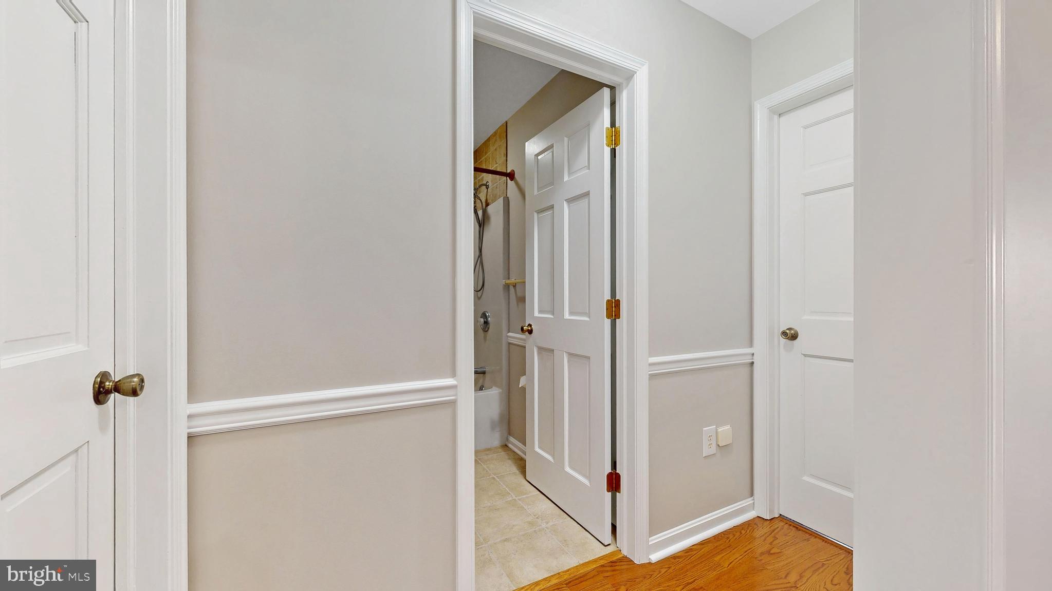 WATERSIDE - Residential