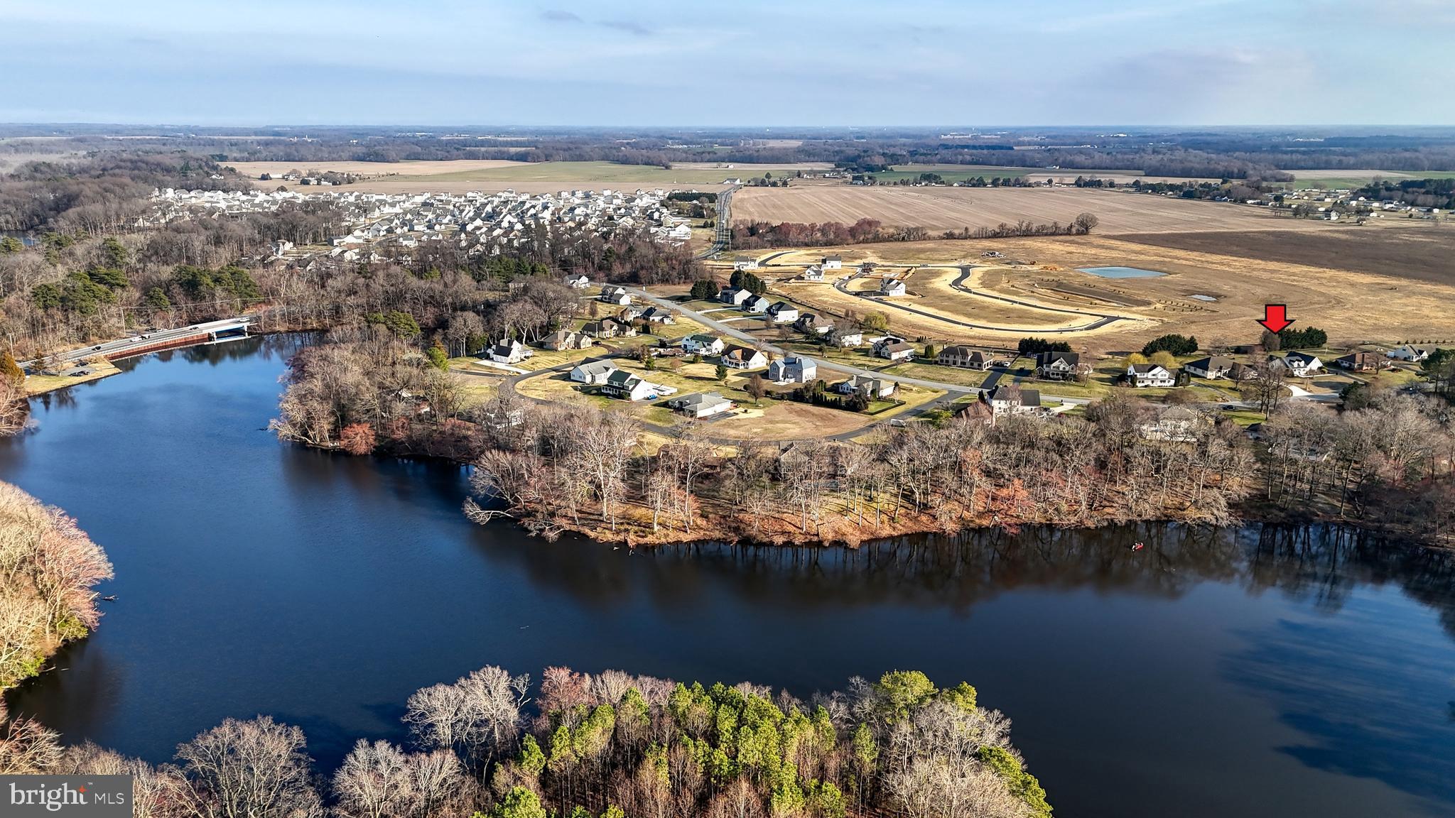 WATERSIDE - Residential