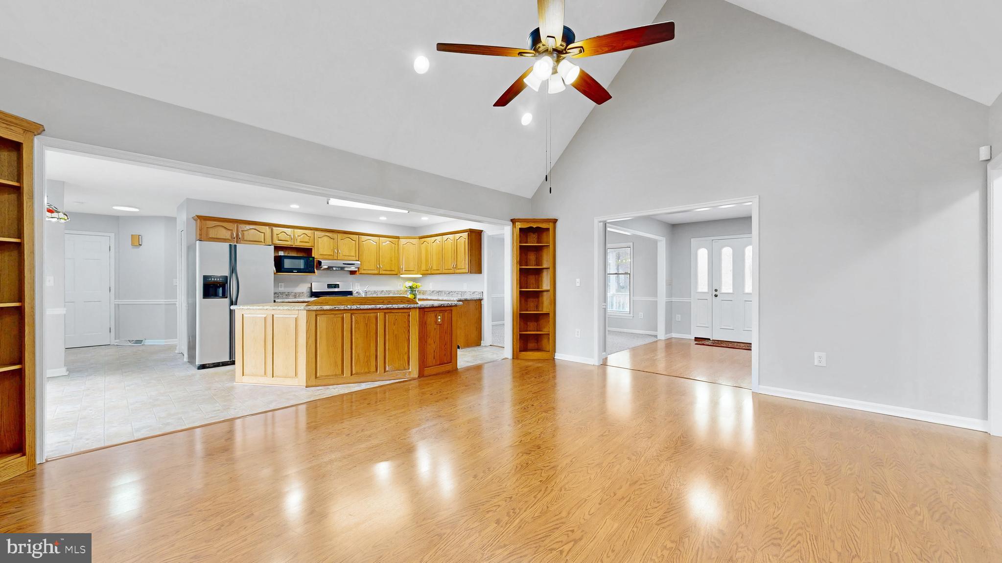 WATERSIDE - Residential