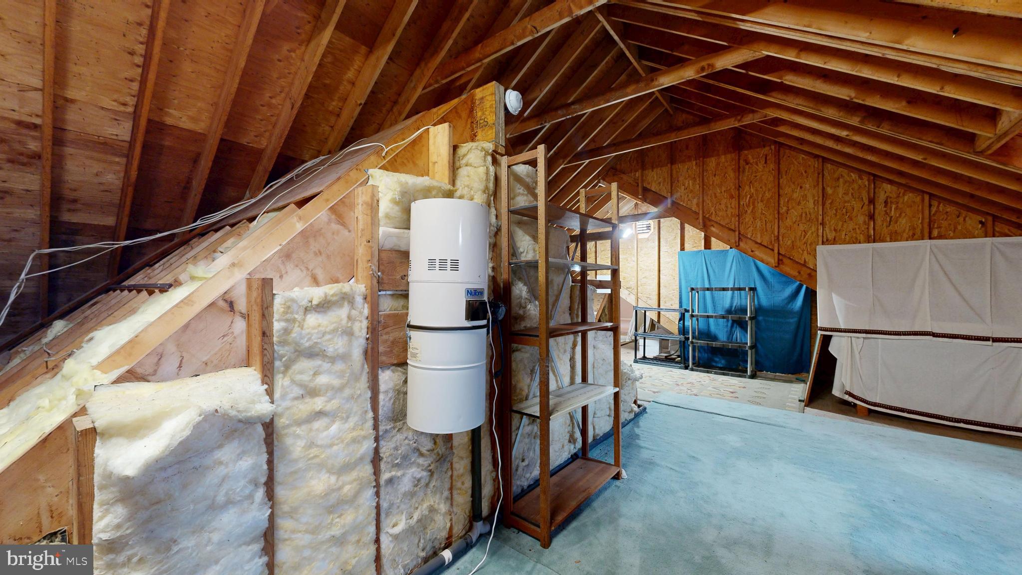 WATERSIDE - Residential