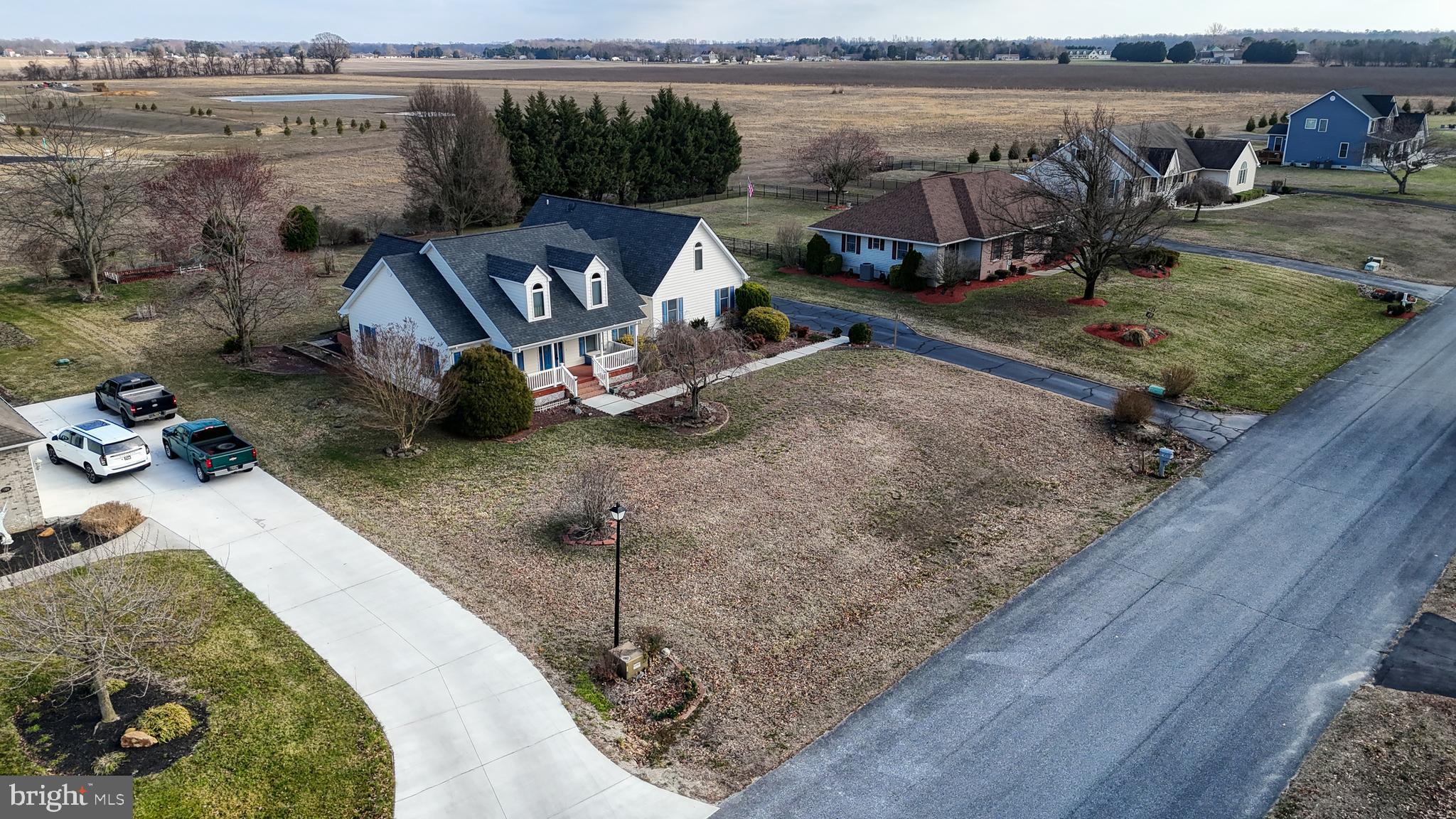 WATERSIDE - Residential