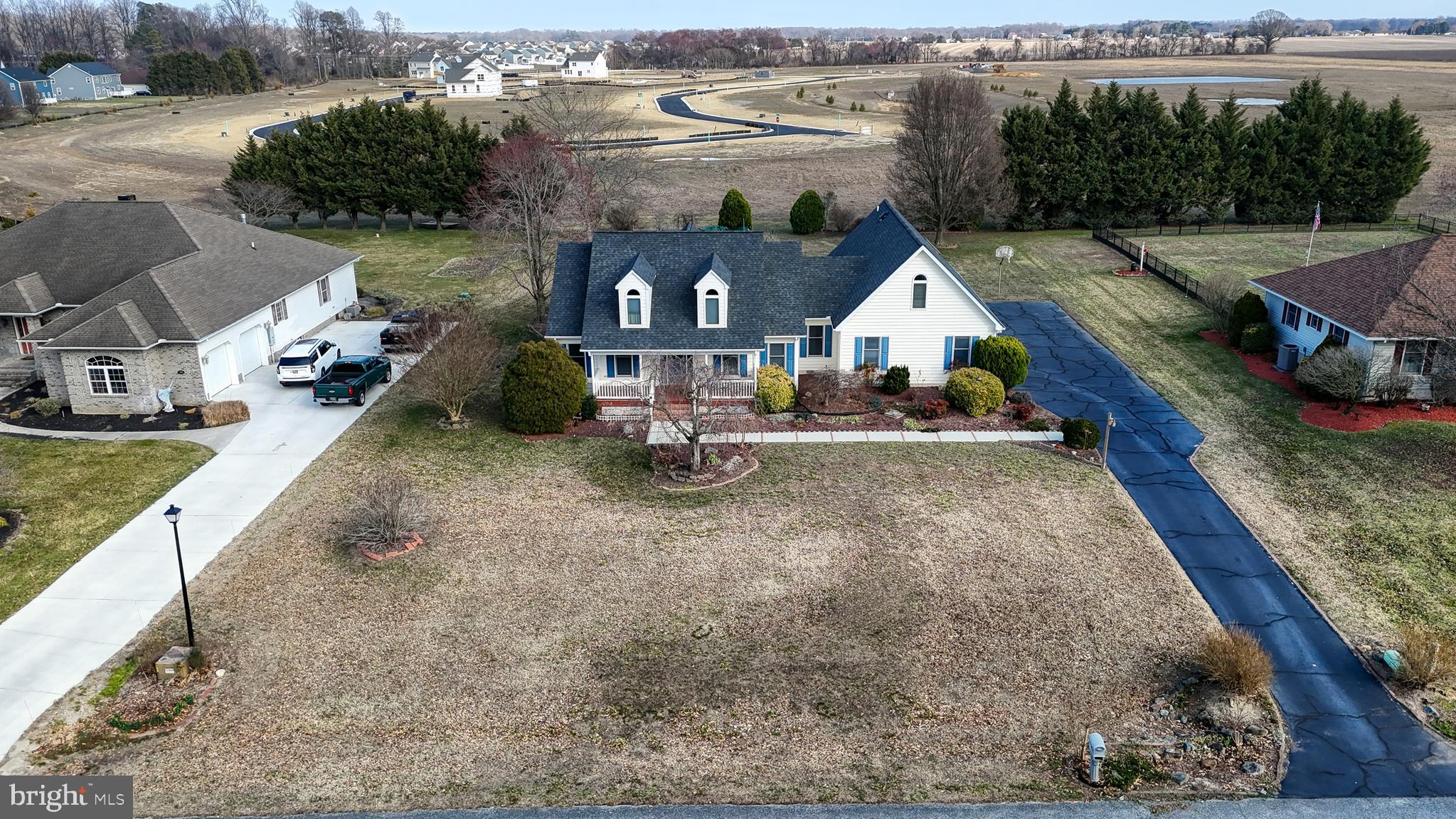 WATERSIDE - Residential