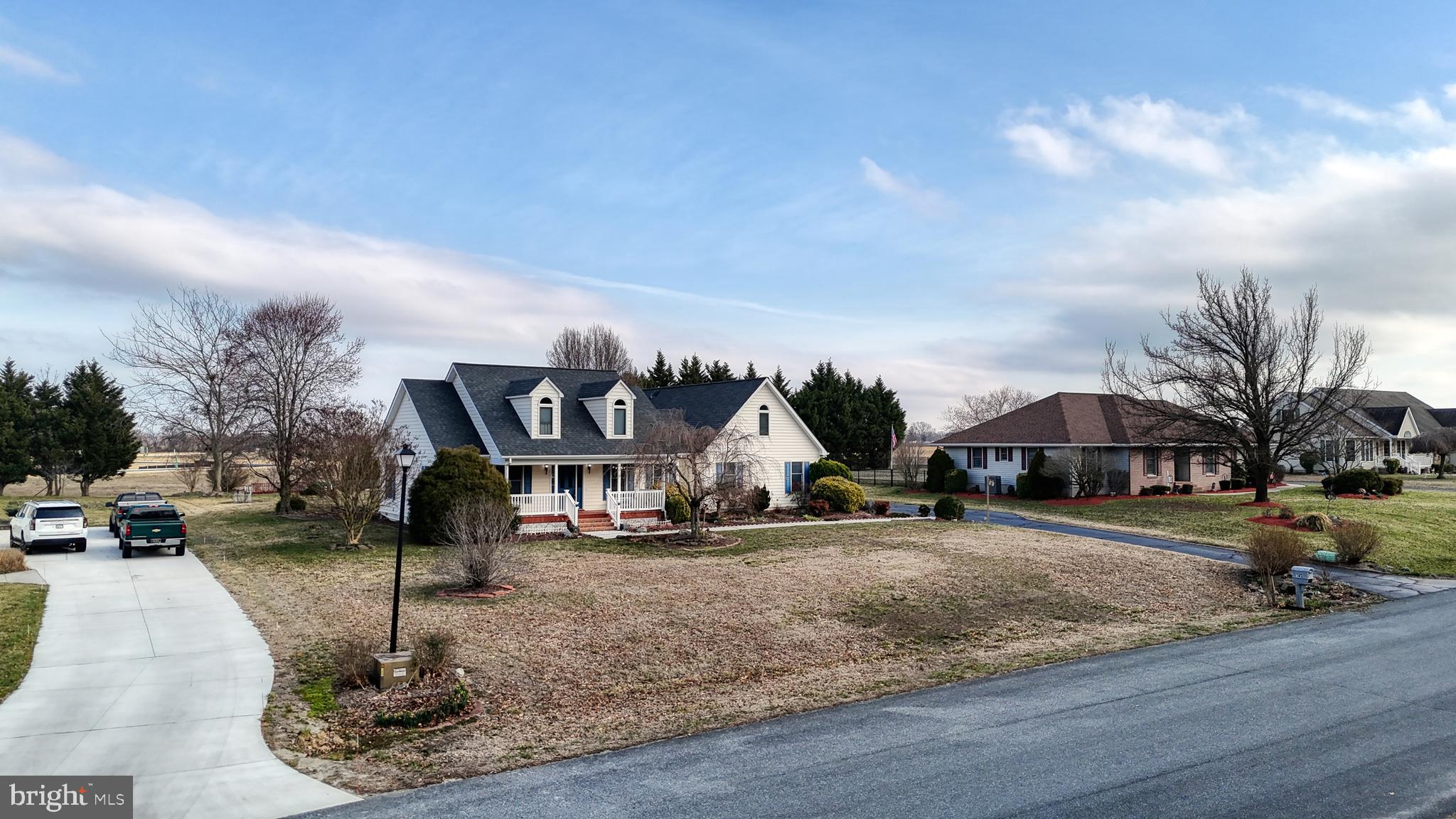 WATERSIDE - Residential