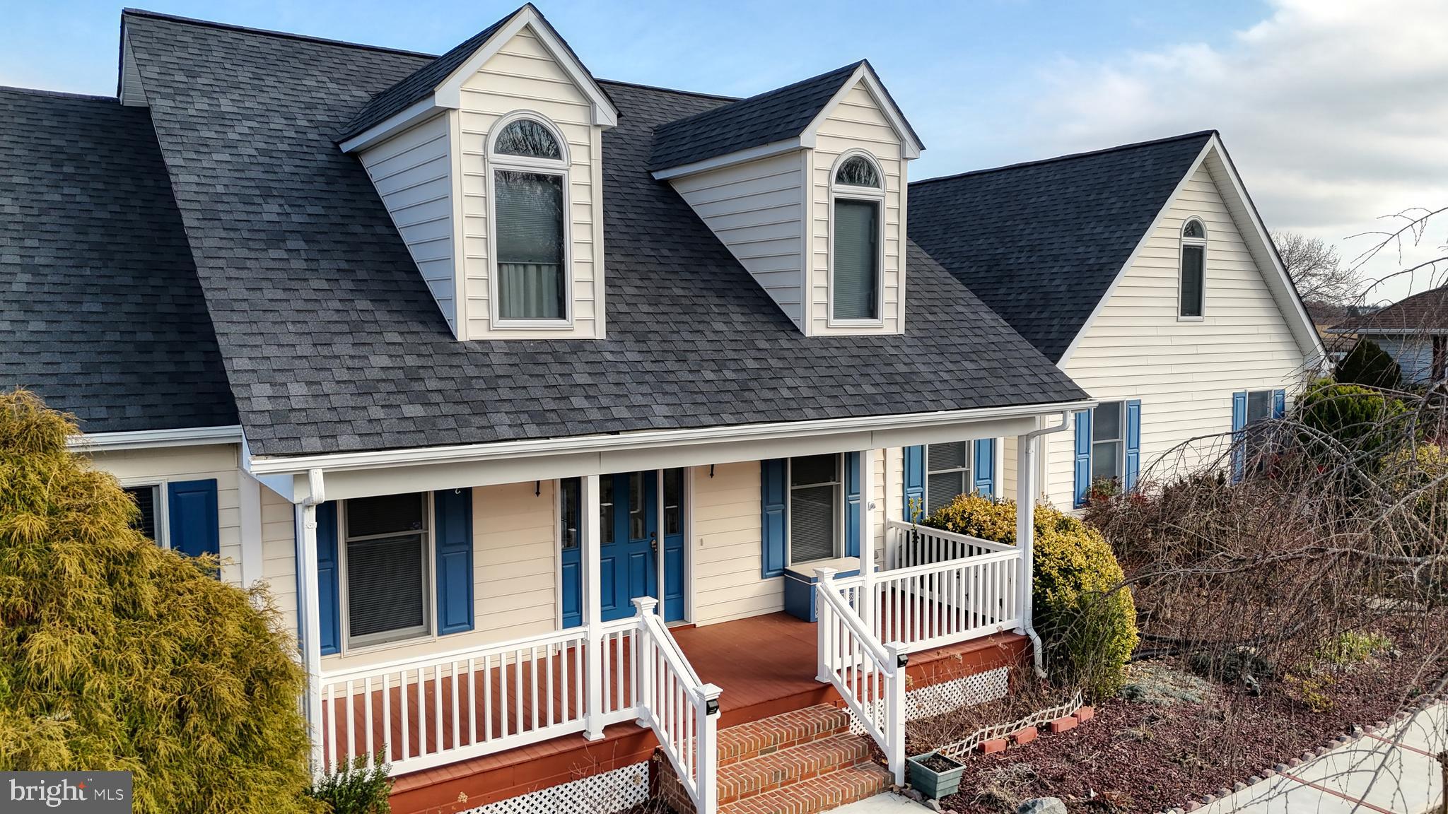 WATERSIDE - Residential