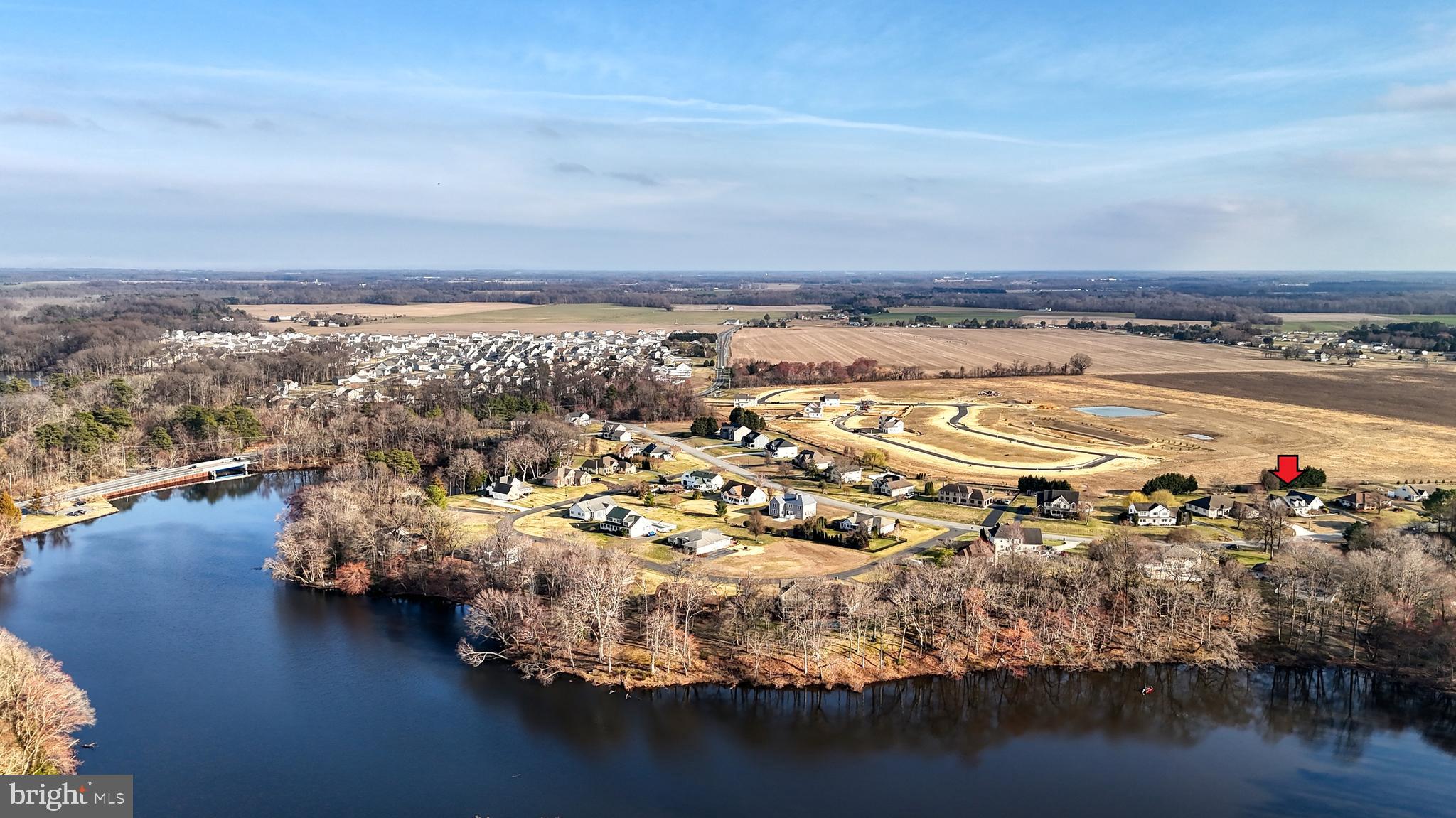 WATERSIDE - Residential