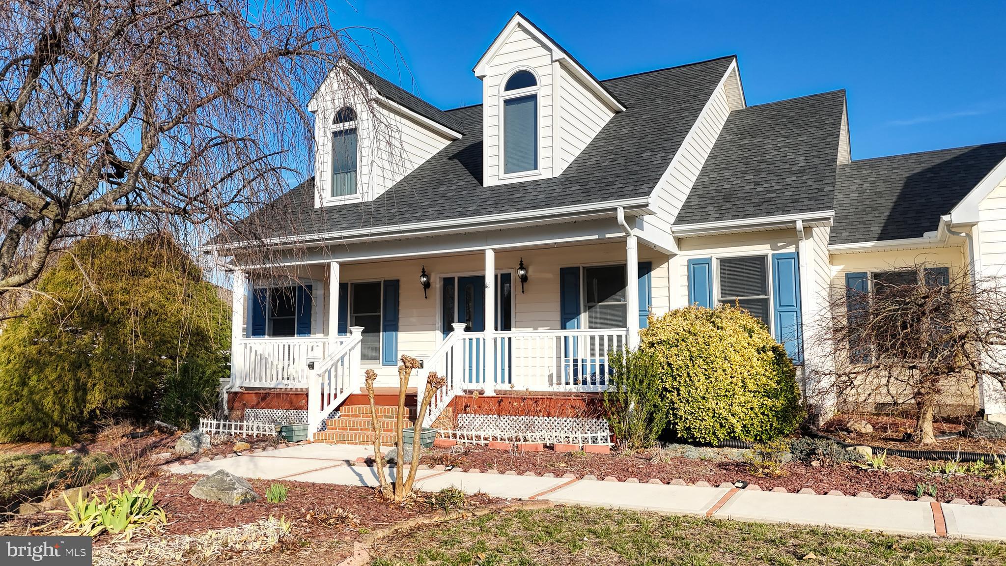 WATERSIDE - Residential