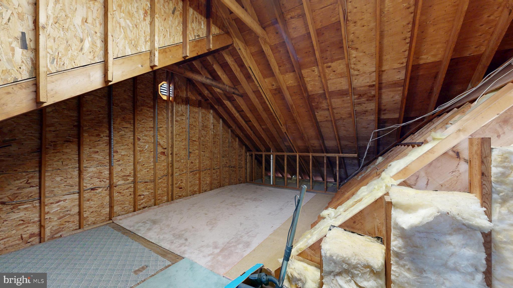 WATERSIDE - Residential