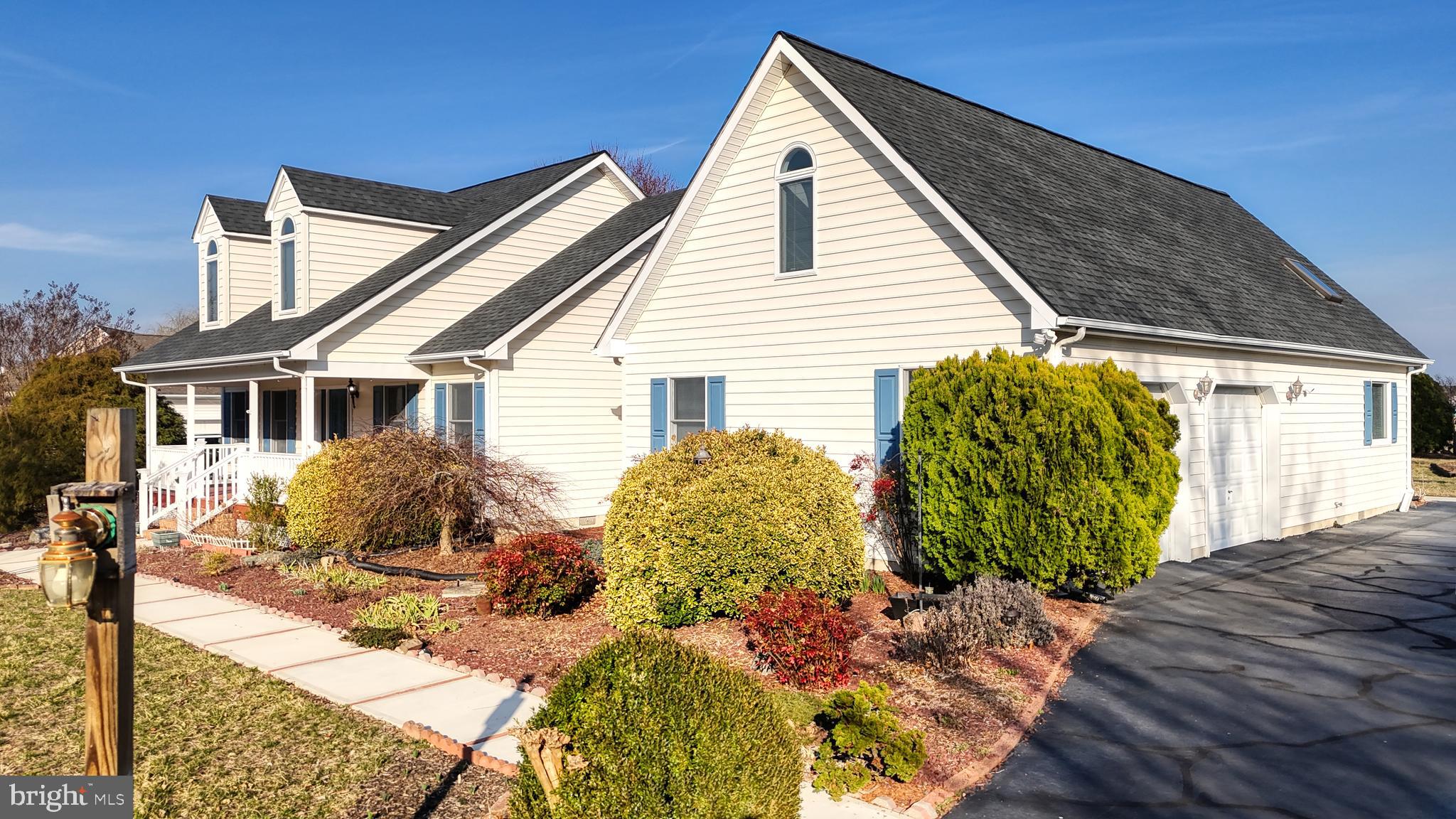 WATERSIDE - Residential