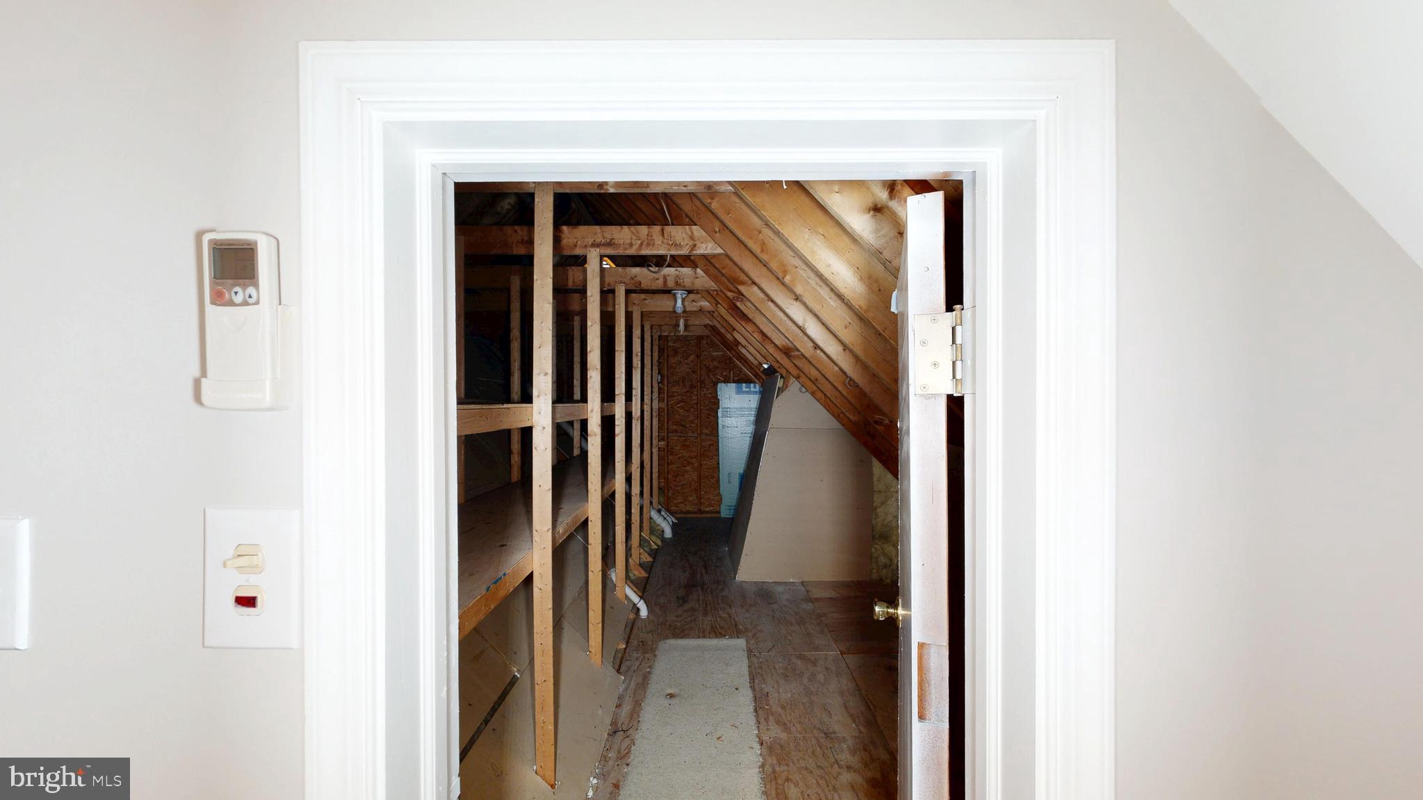 WATERSIDE - Residential