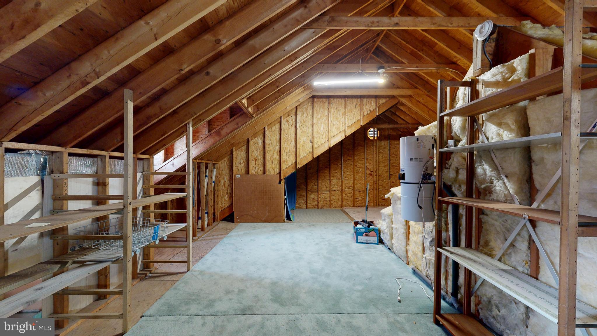 WATERSIDE - Residential