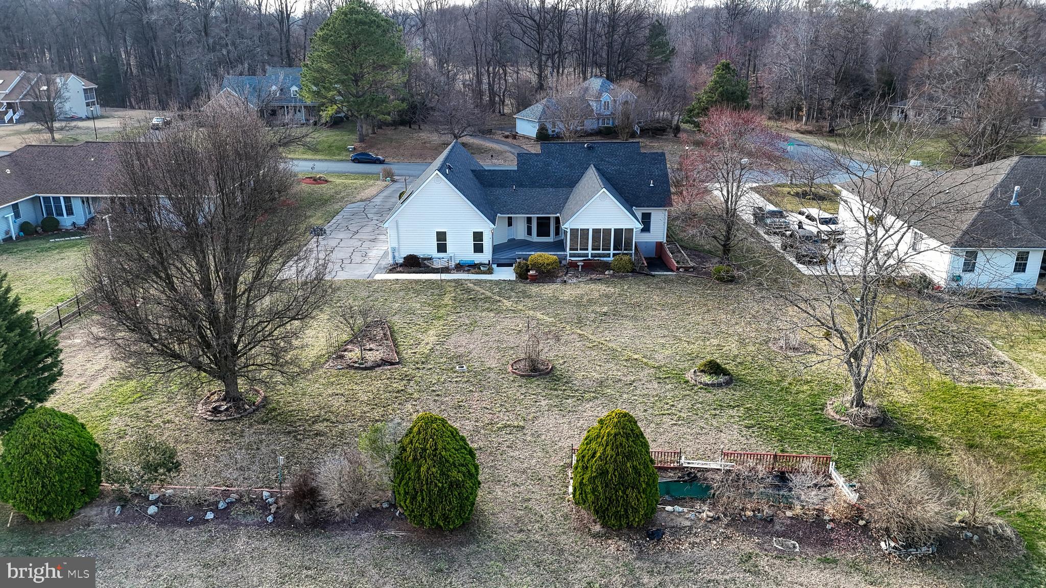 WATERSIDE - Residential