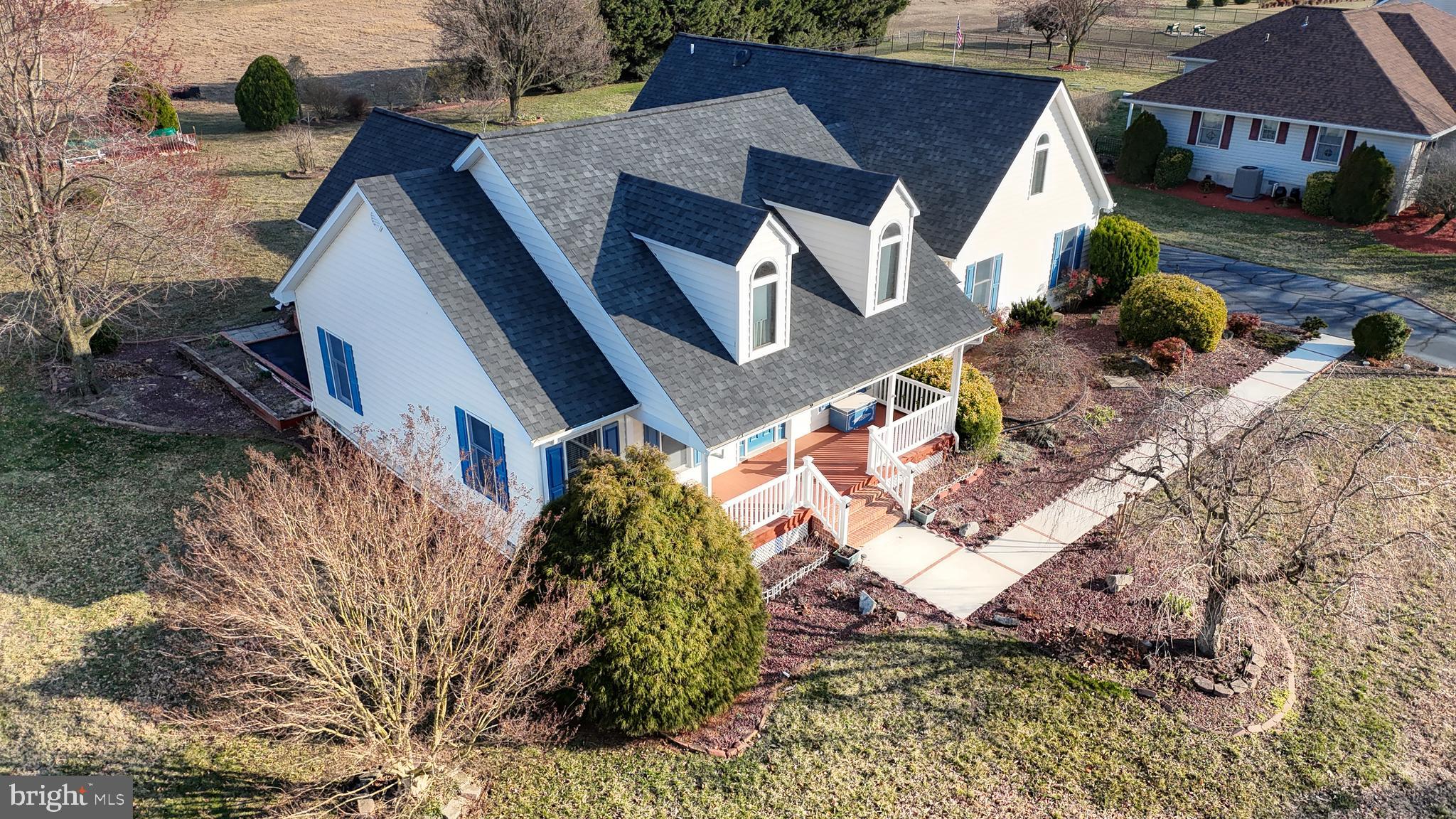 WATERSIDE - Residential