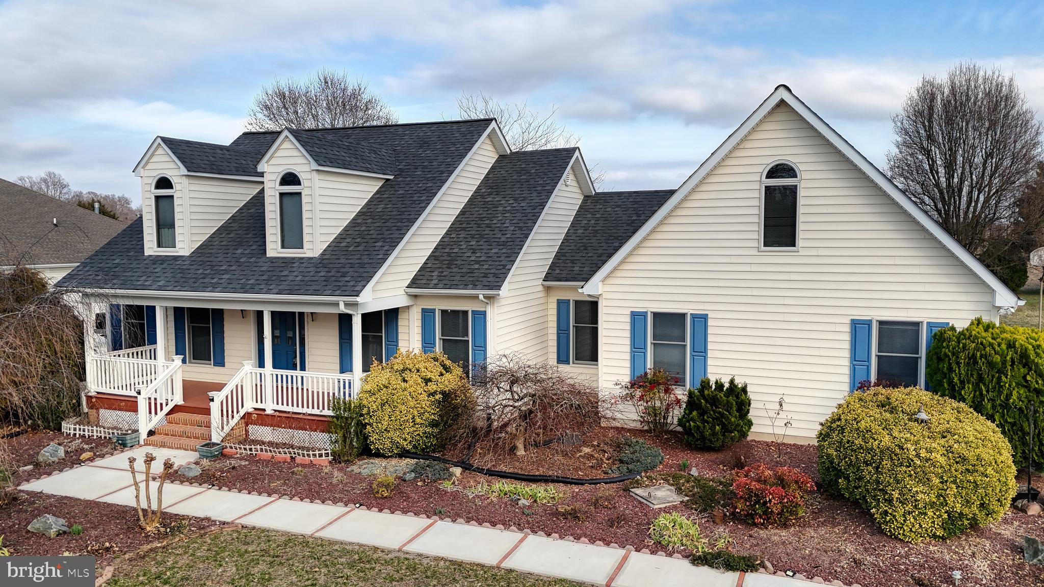 WATERSIDE - Residential