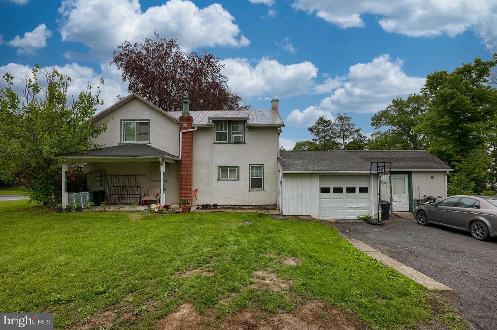Photo of 2816 Marietta Avenue, LANCASTER, PA 17601 (MLS # PALA2070476)