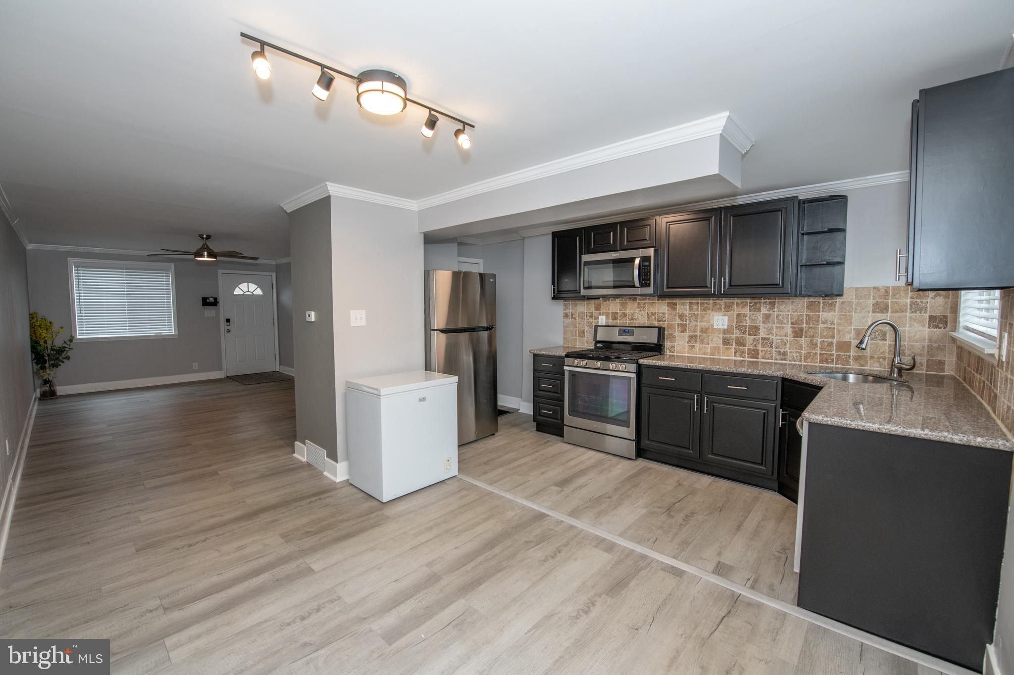 DELMAR VILLAGE - Residential