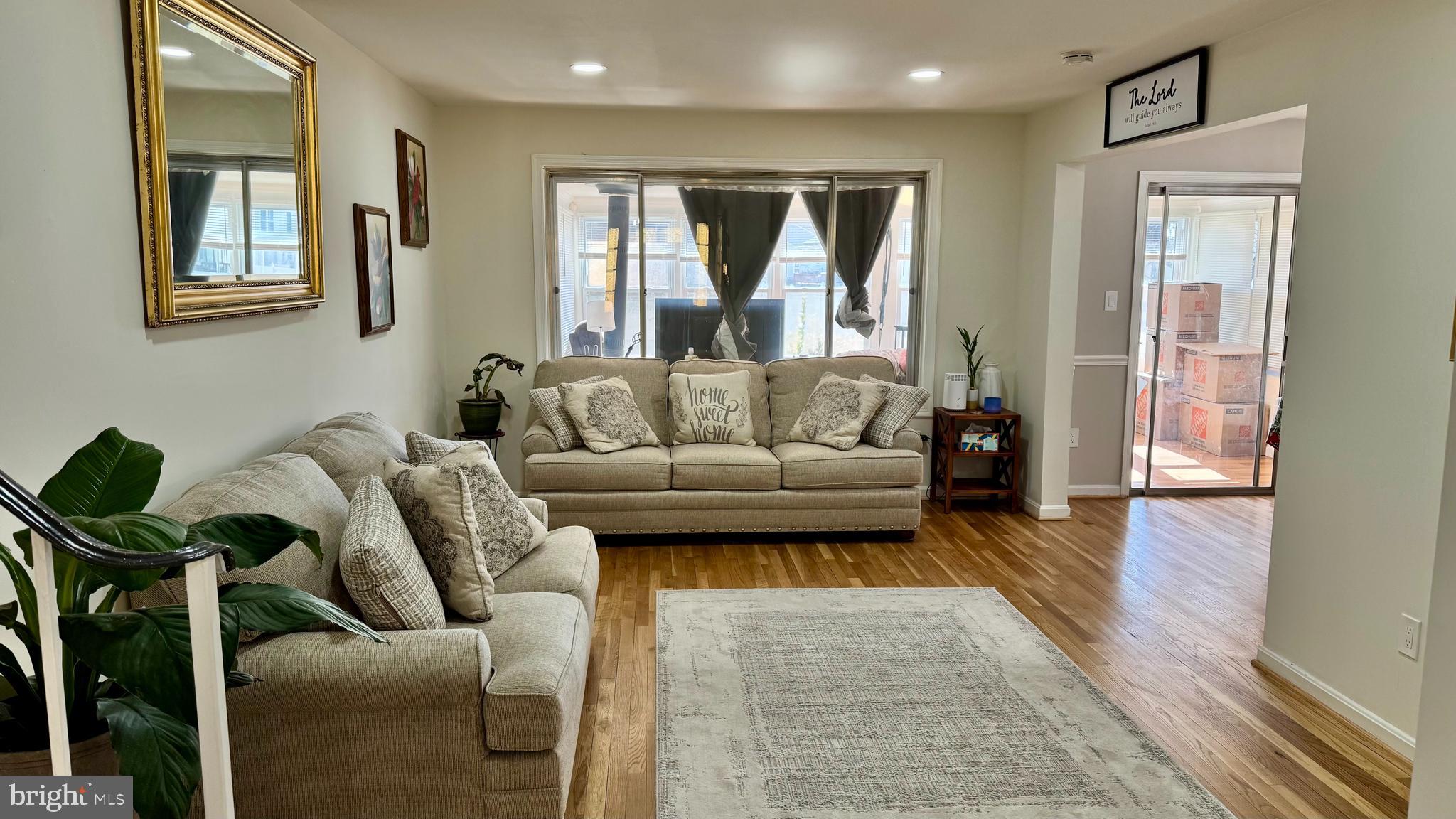 TANTALLON ON THE POTOMAC - Residential