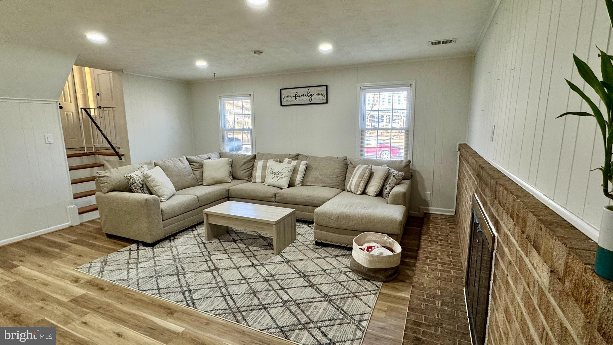 TANTALLON ON THE POTOMAC - Residential