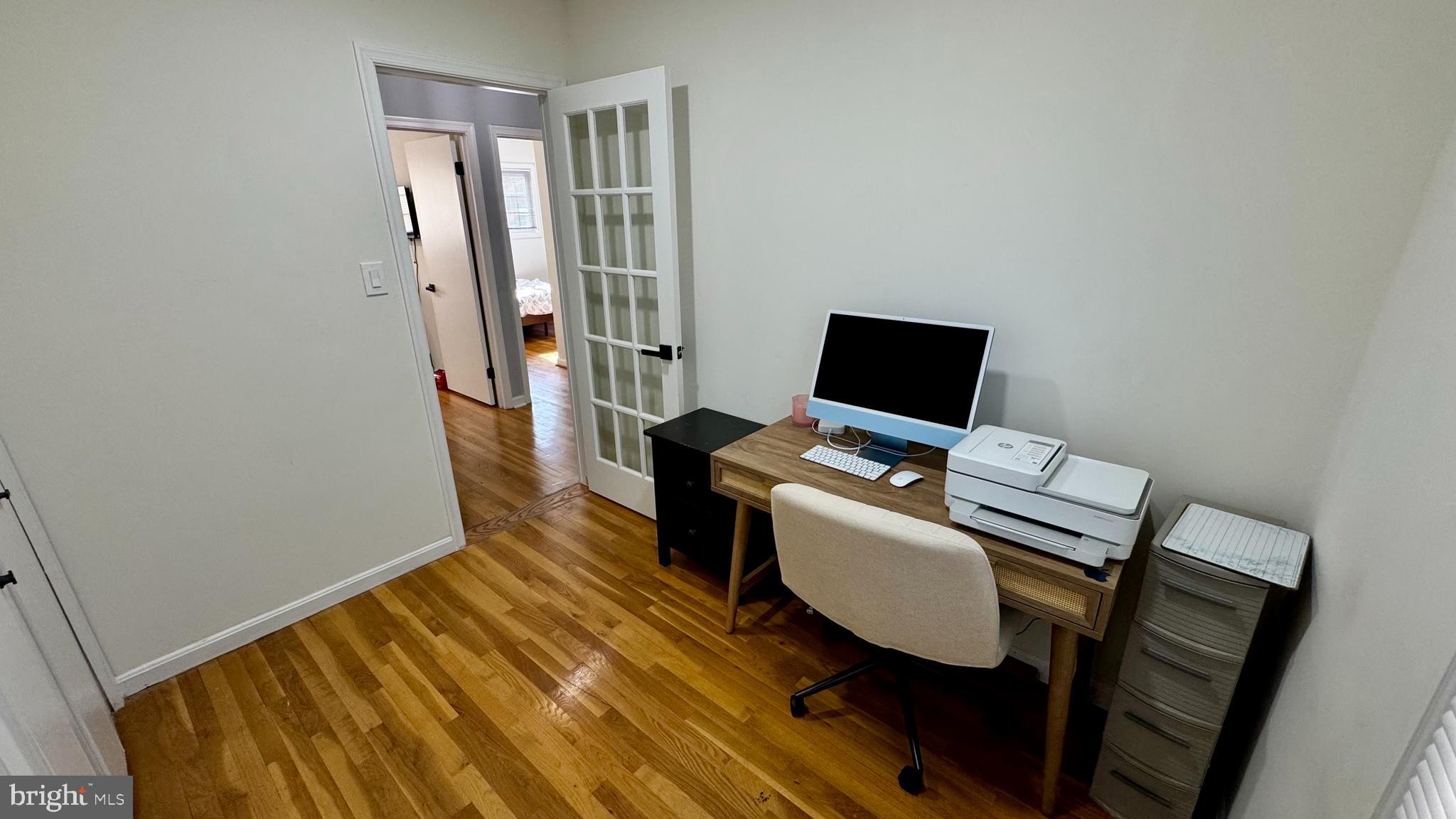 TANTALLON ON THE POTOMAC - Residential