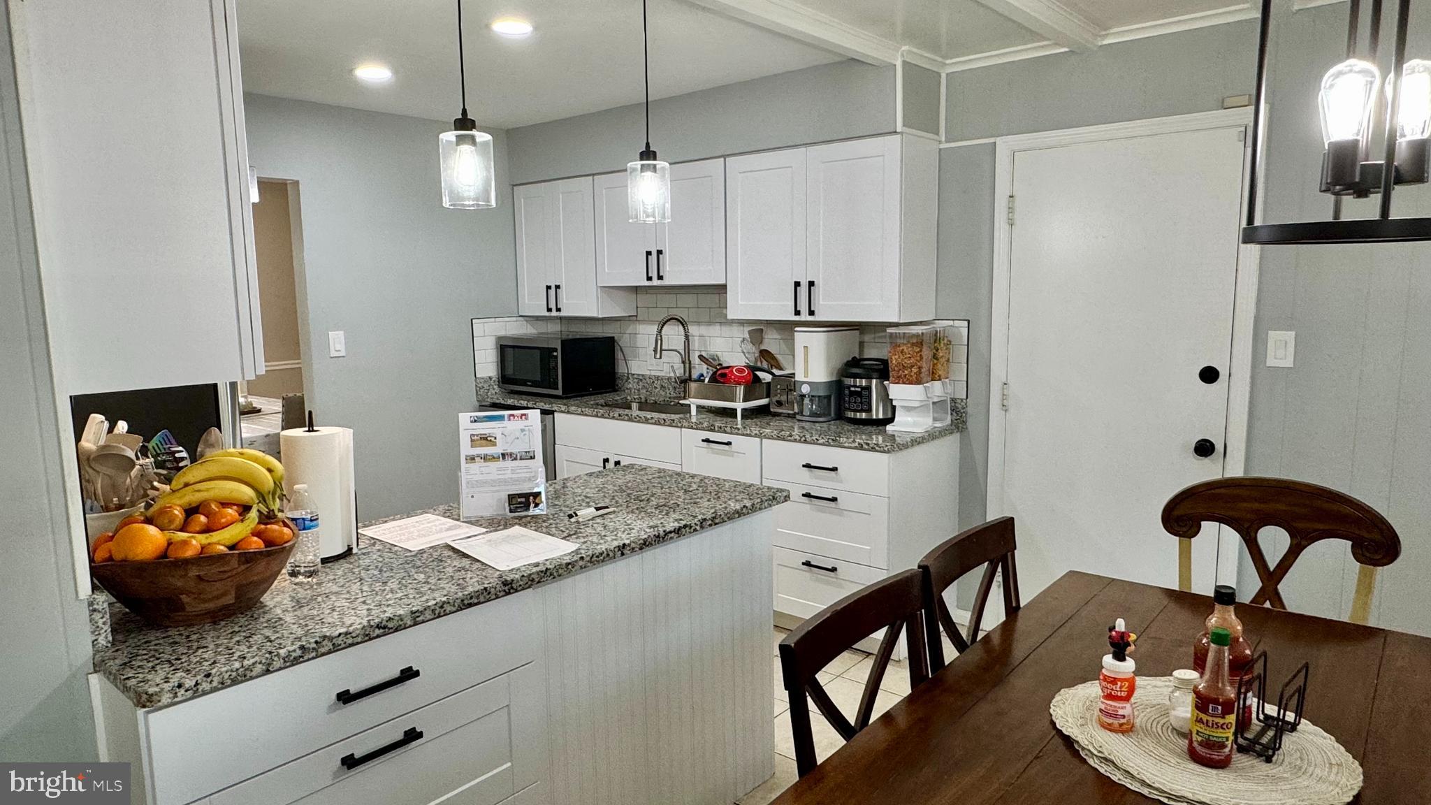 TANTALLON ON THE POTOMAC - Residential