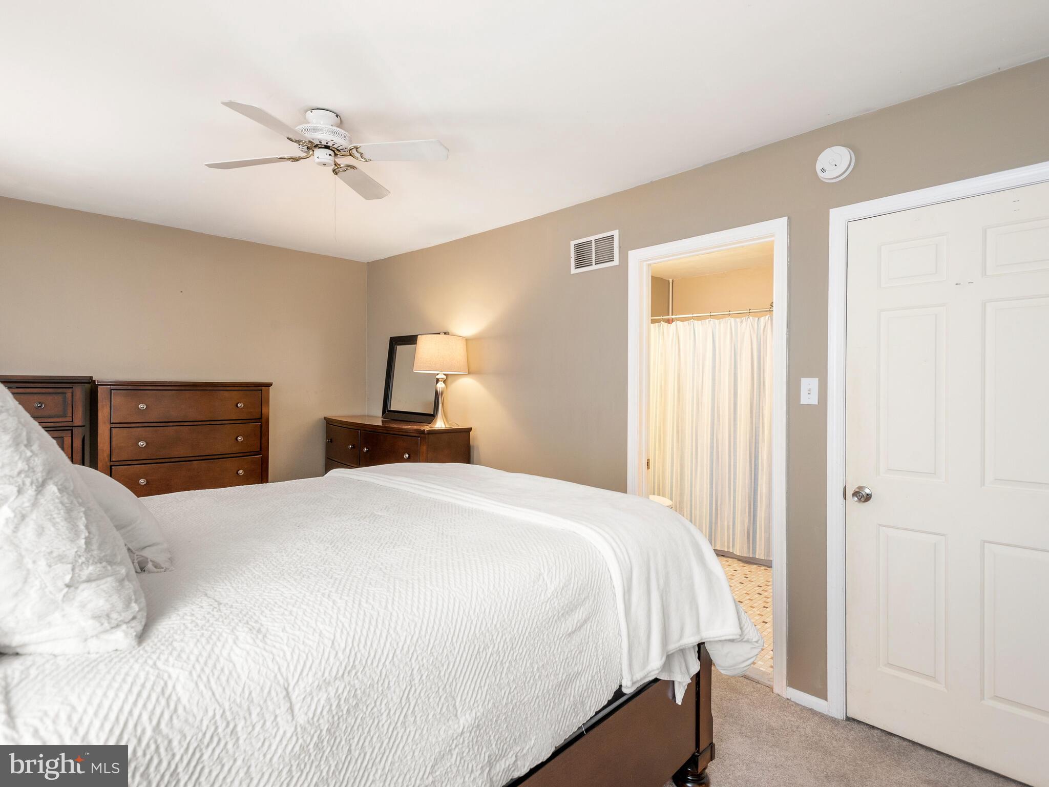 COVENTRY VILLAGE - Residential Lease