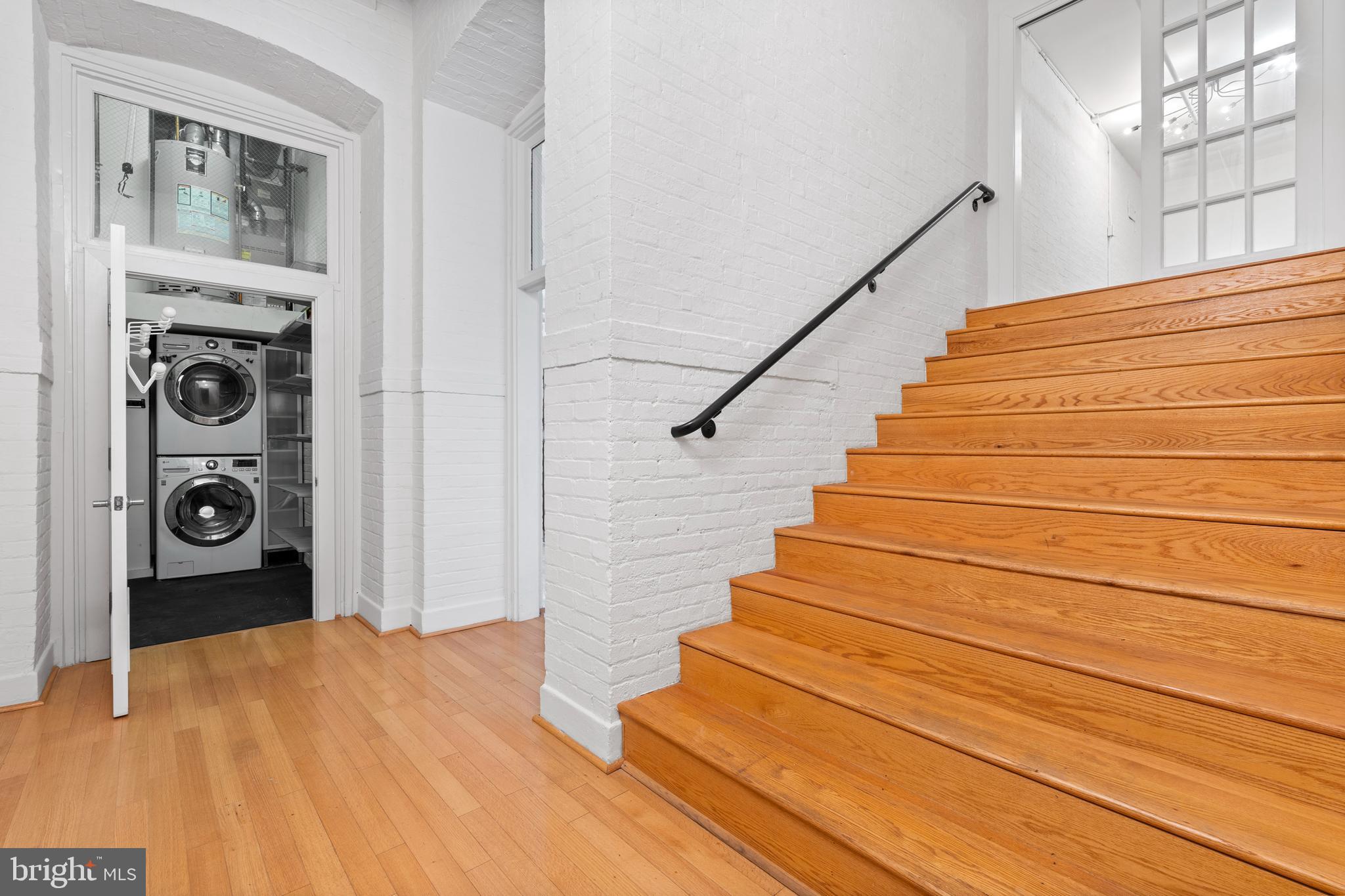 440 12TH STREET NE 210