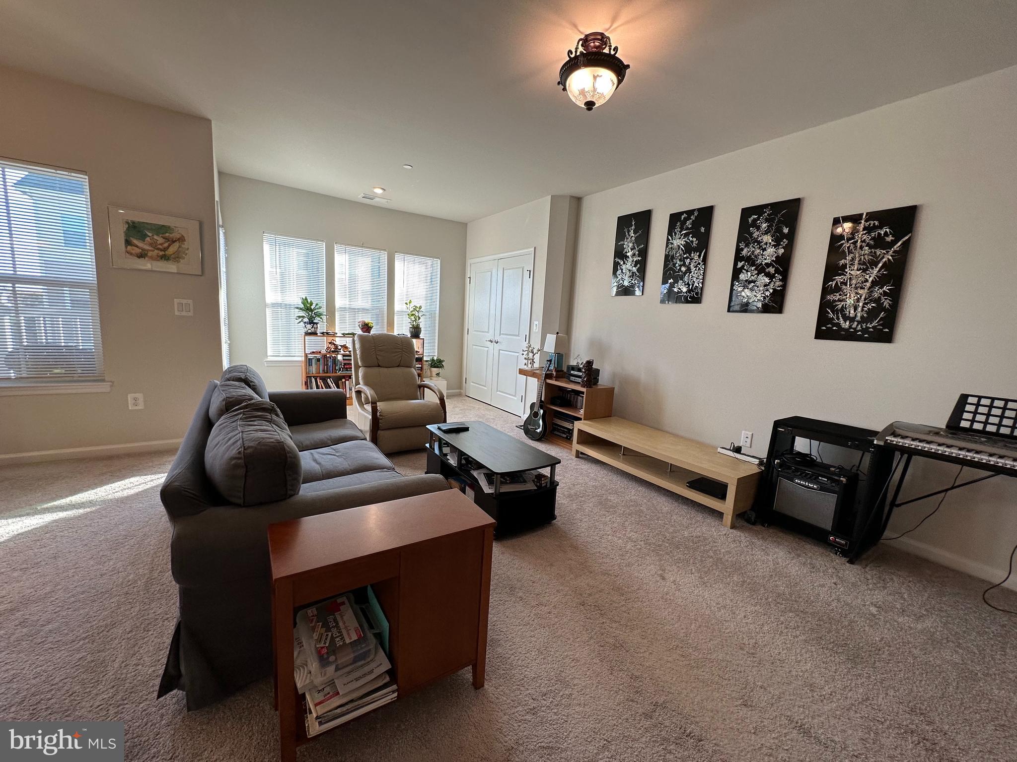 ELLICOTTS RETREAT - Residential