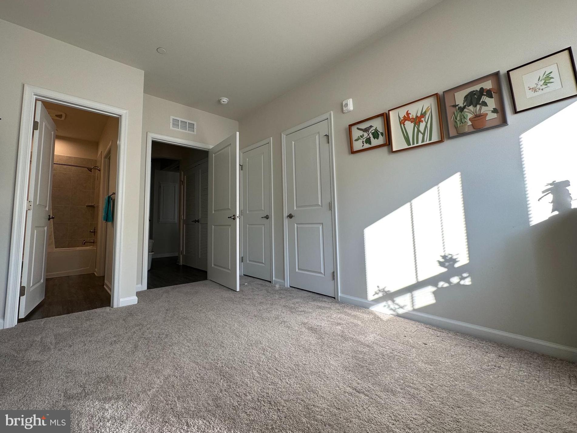 ELLICOTTS RETREAT - Residential