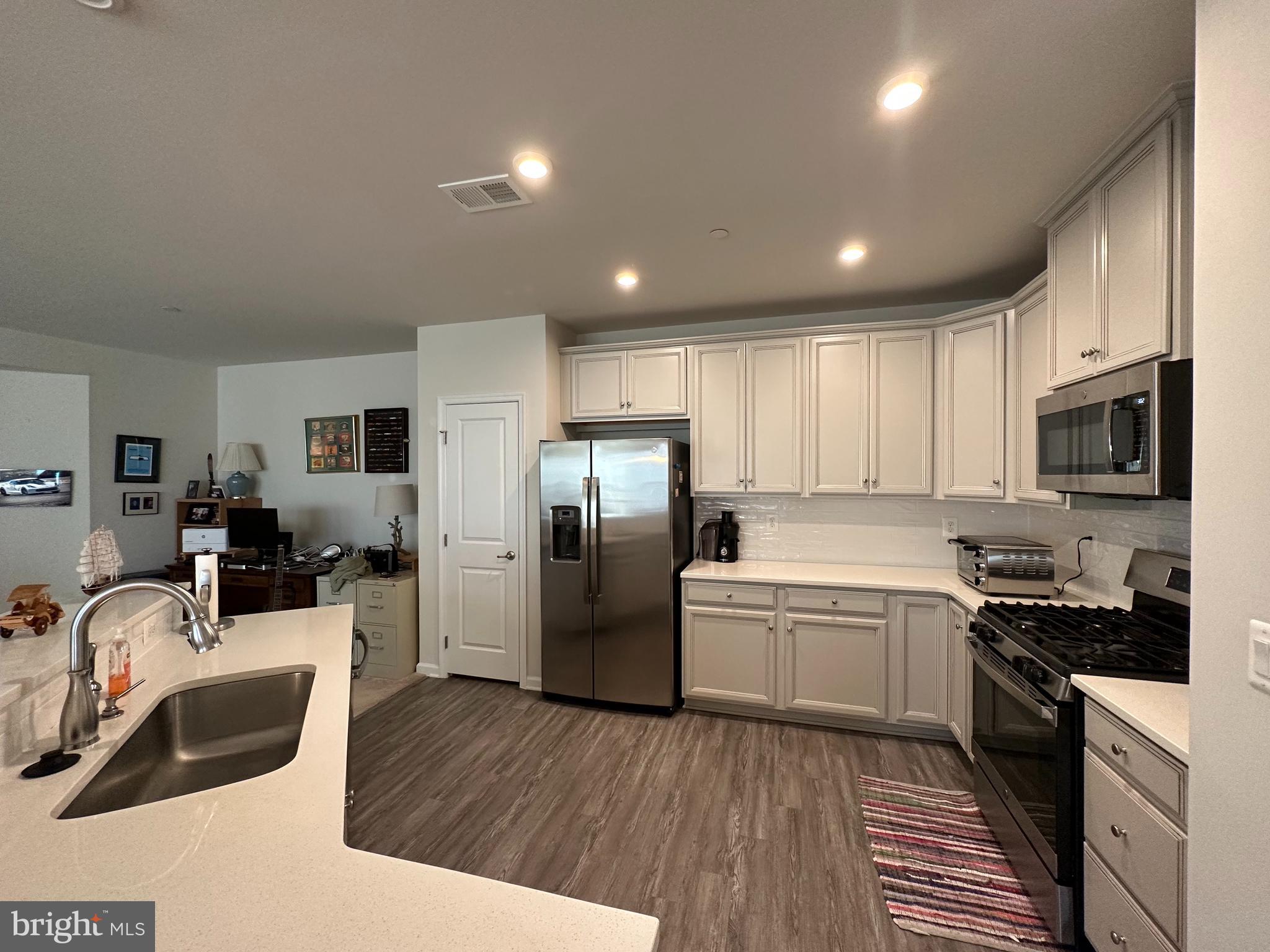 ELLICOTTS RETREAT - Residential