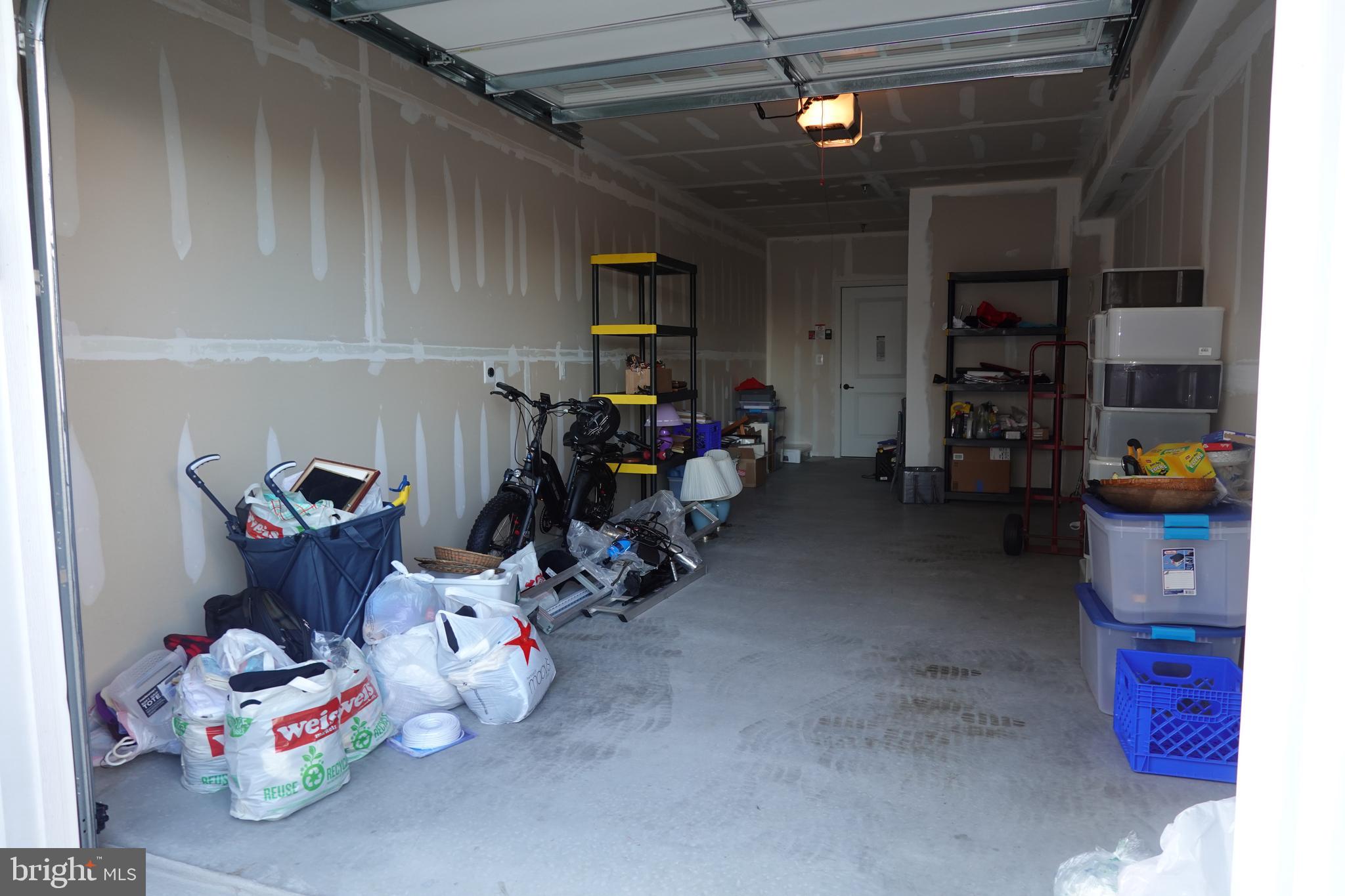 ELLICOTTS RETREAT - Residential